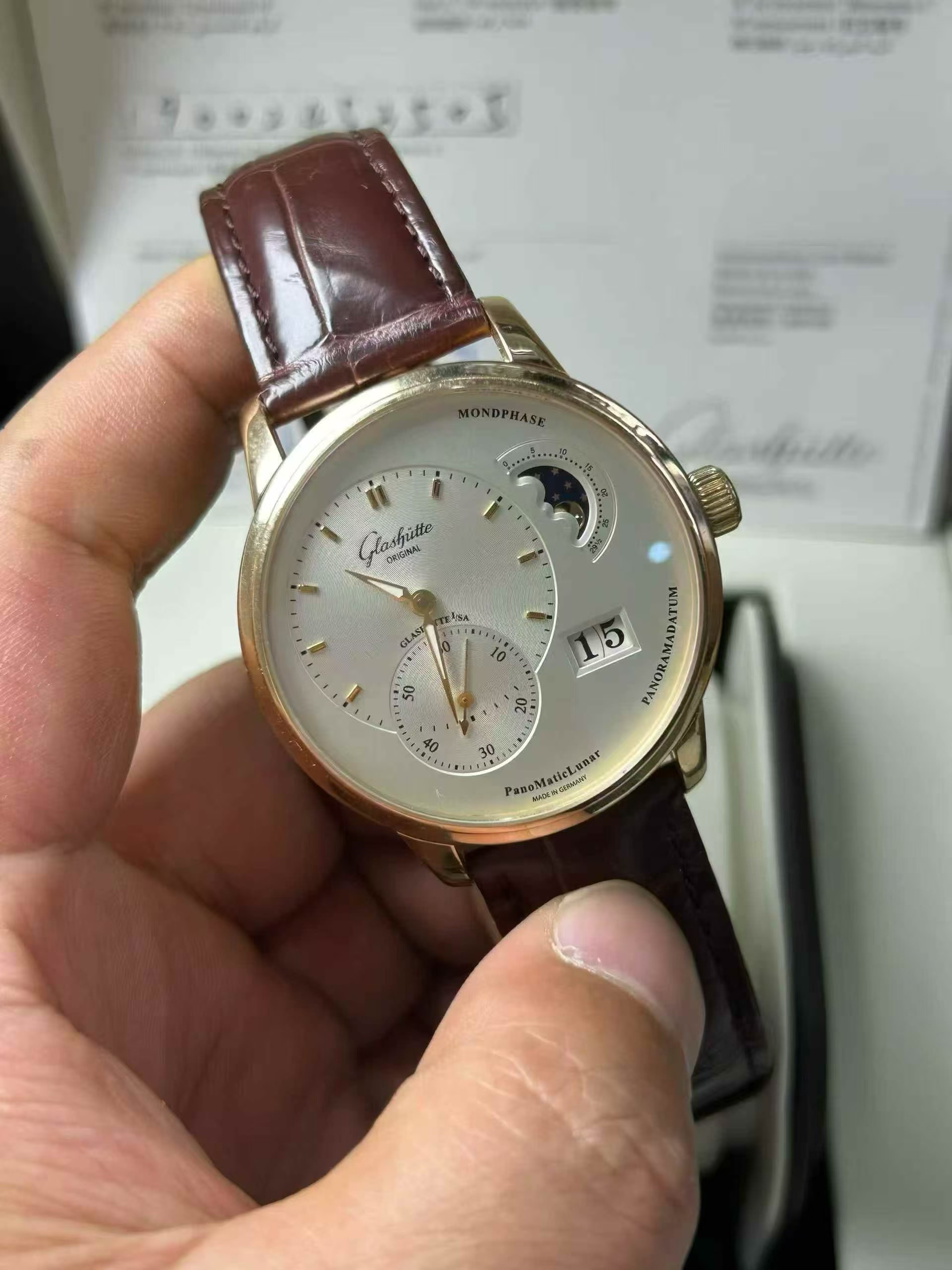 Glashütte Original 1-90-02-45-35-04 detail 1
