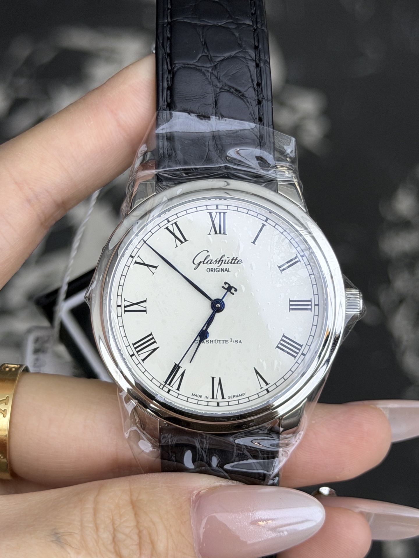 Glashütte Original 1-39-59-01-02-04