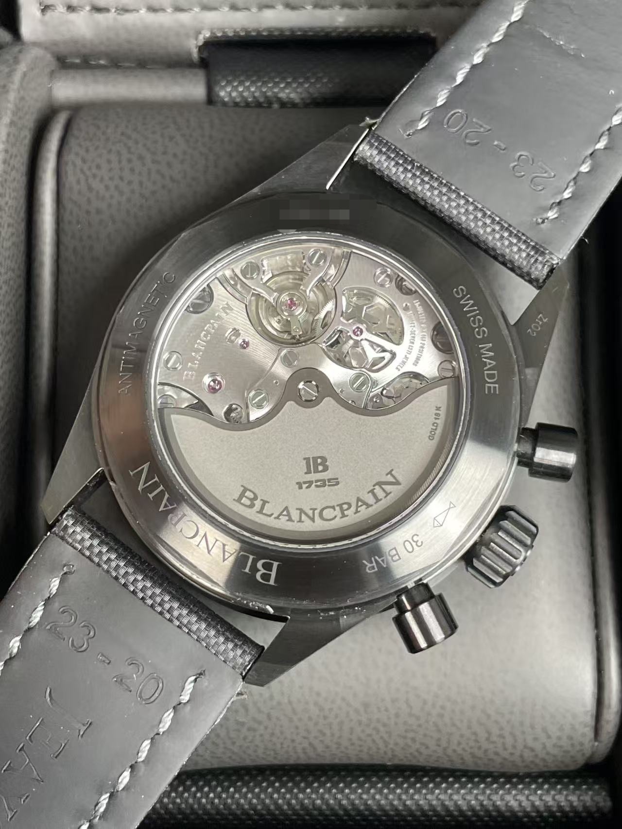 Blancpain 5200-0153-B52A detail 7