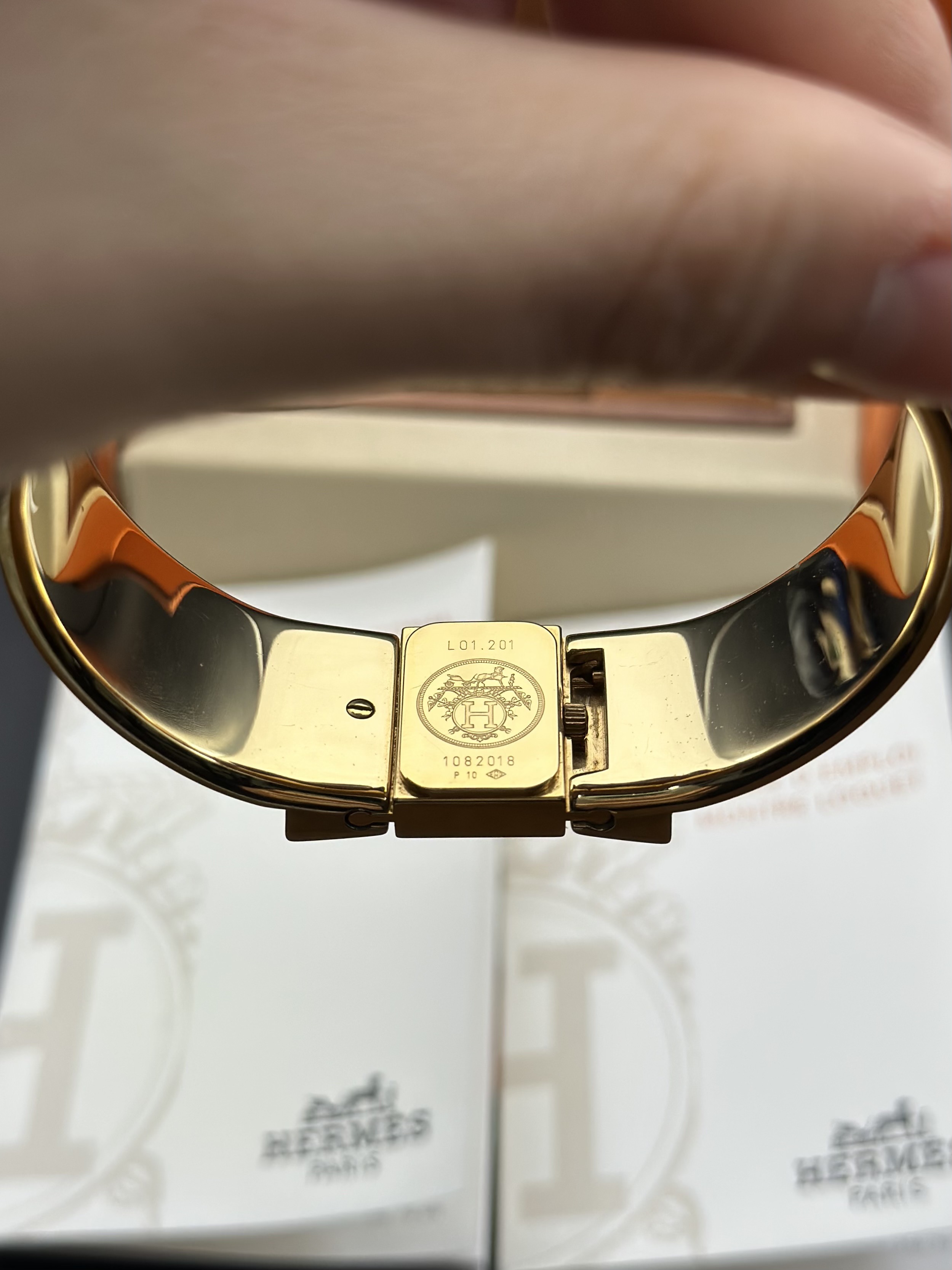 Herm&egrave;s Hermes detail 6