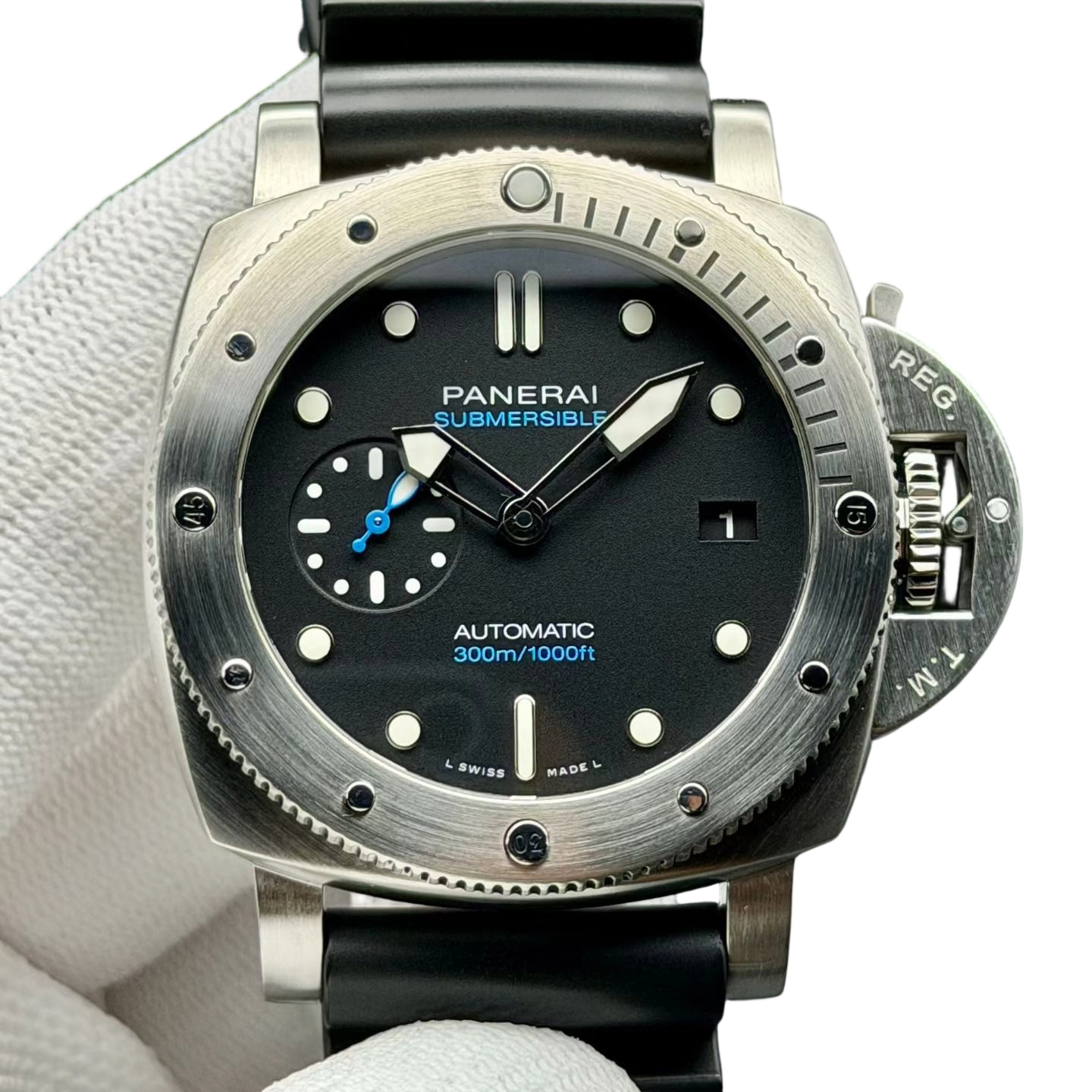 Panerai PAM00973 detail 1