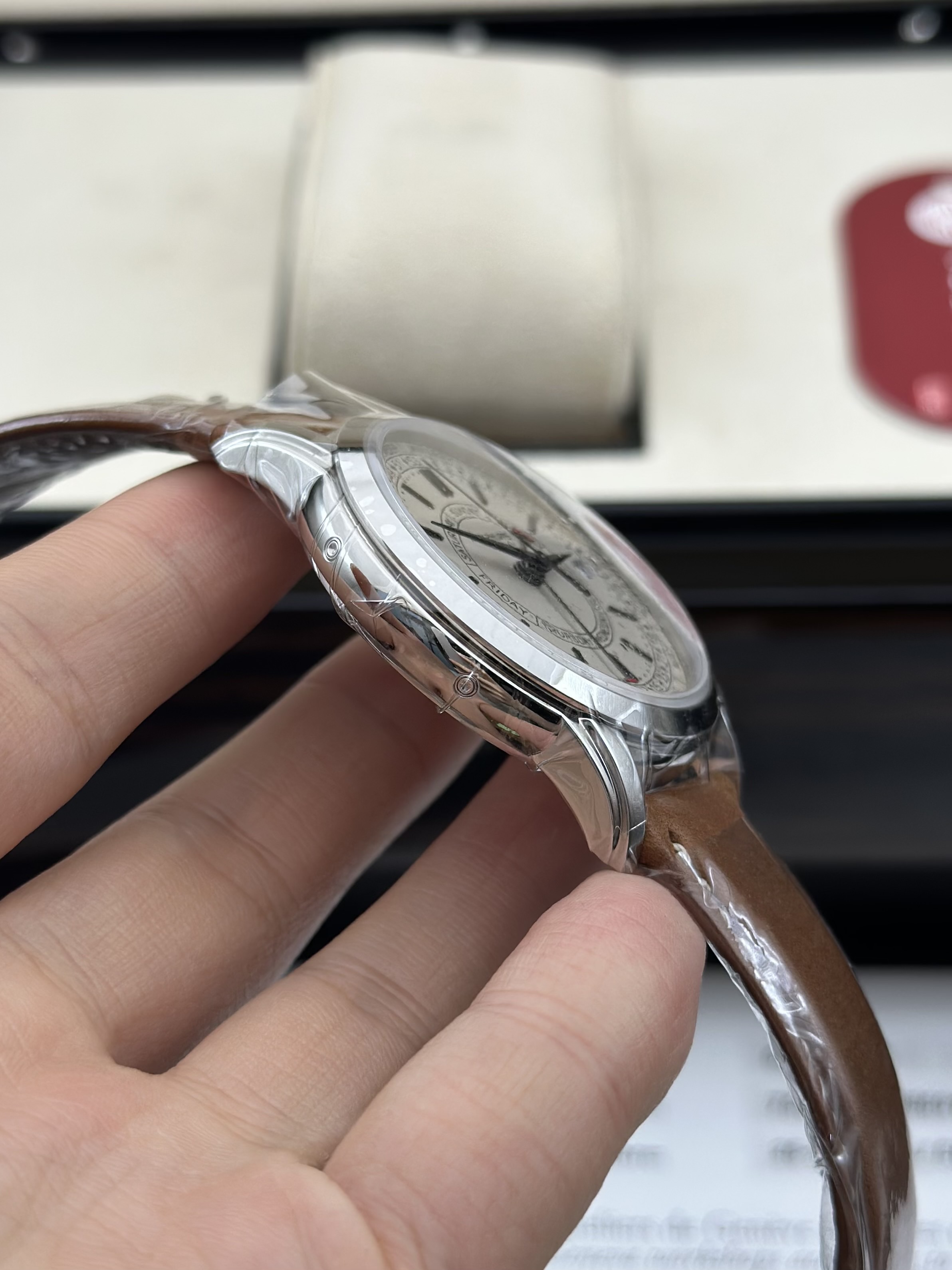 Patek Philippe 5212A-001 detail 1