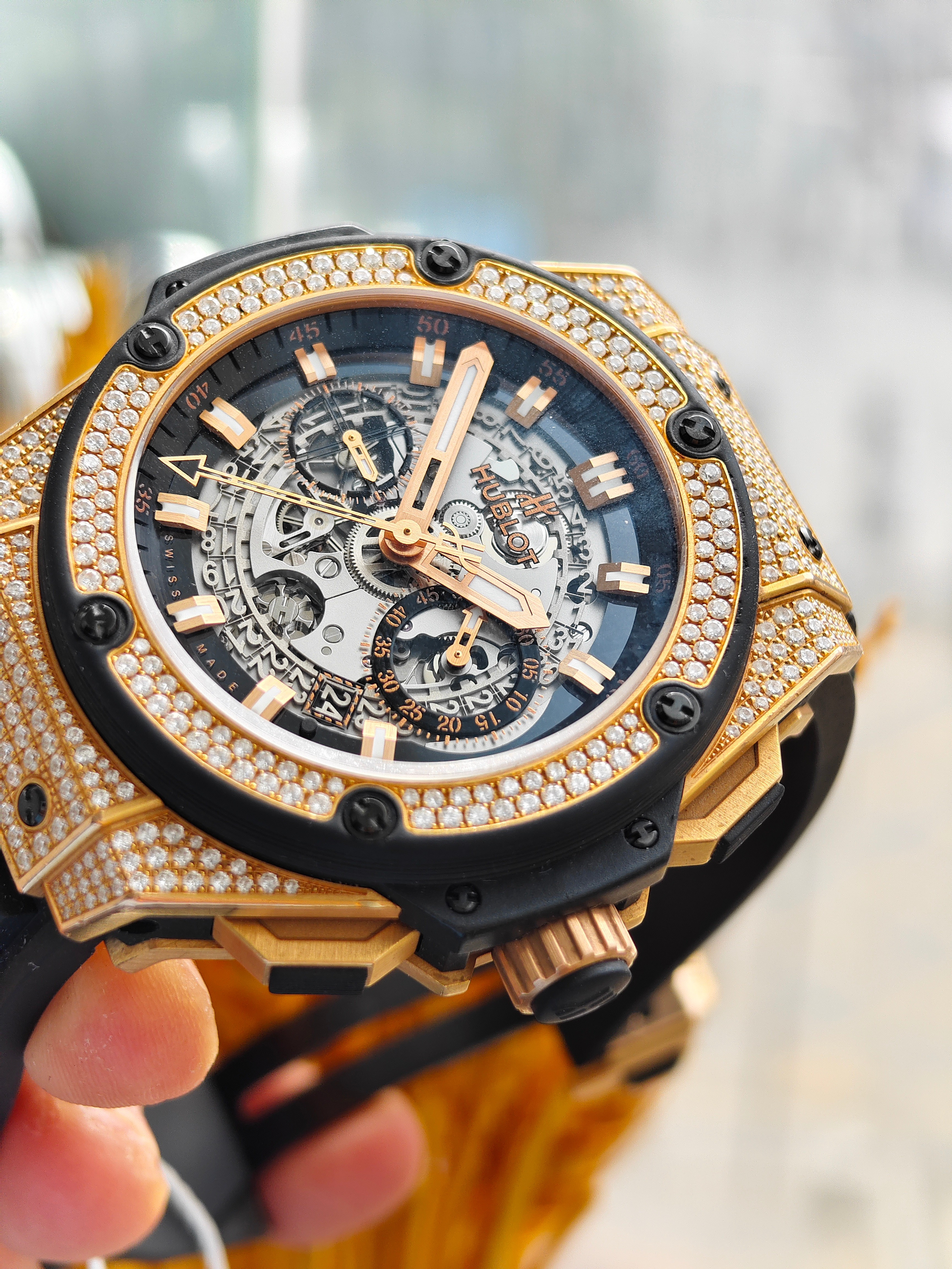 Hublot 701.OX.0180.RX.1704