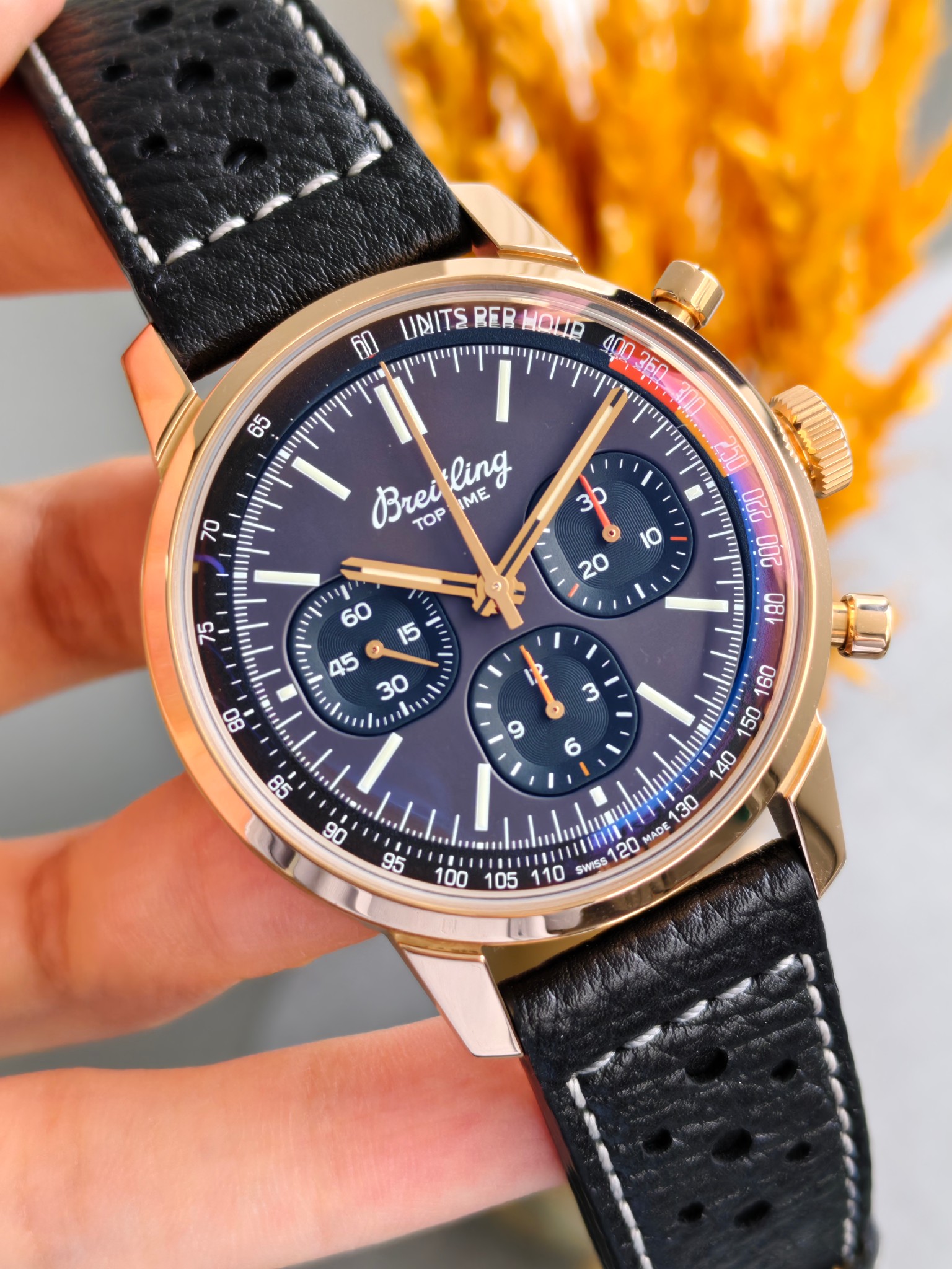 Breitling RB01761A1Q1X1 detail 3