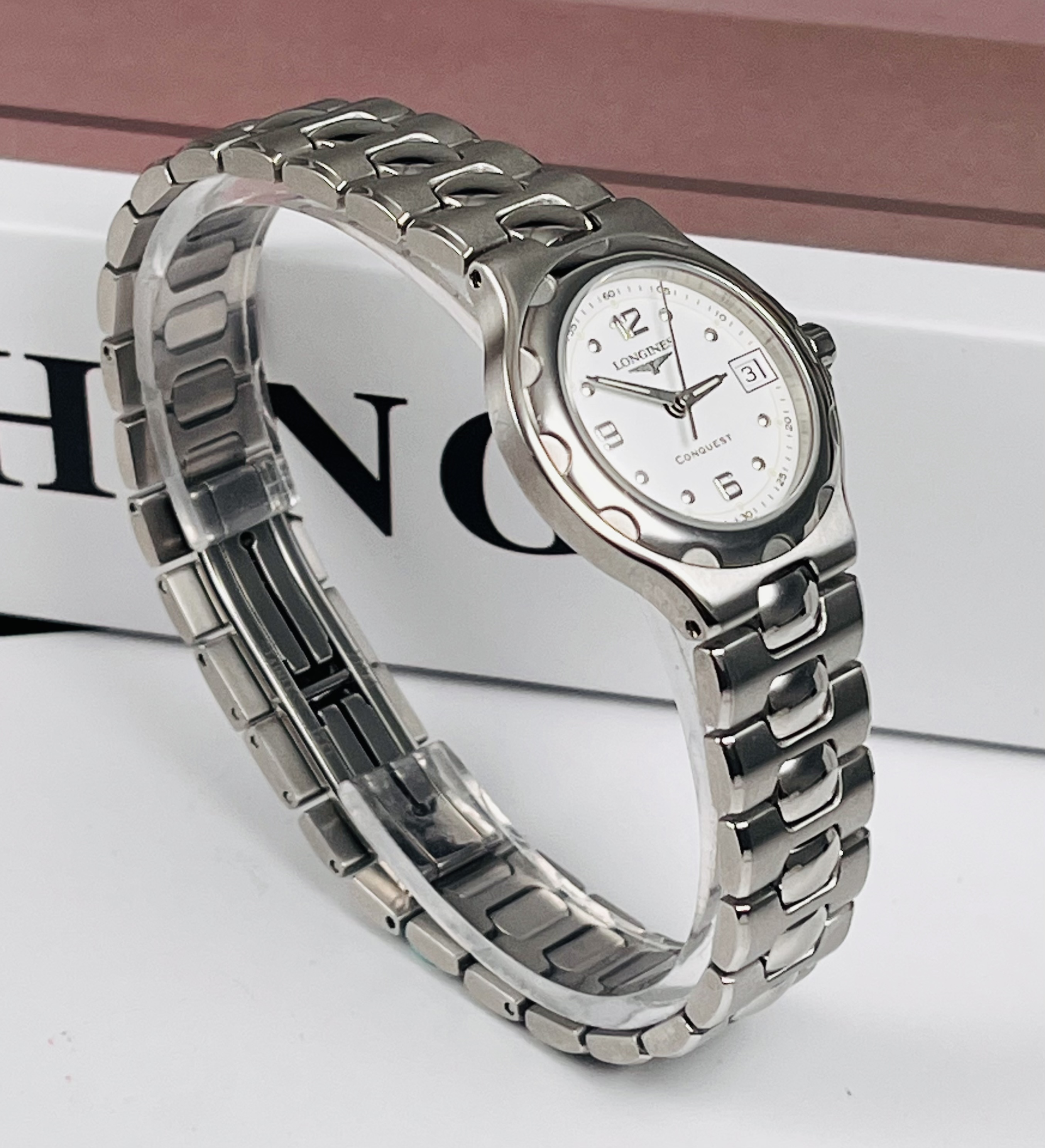 Longines L1.131.4 detail 2