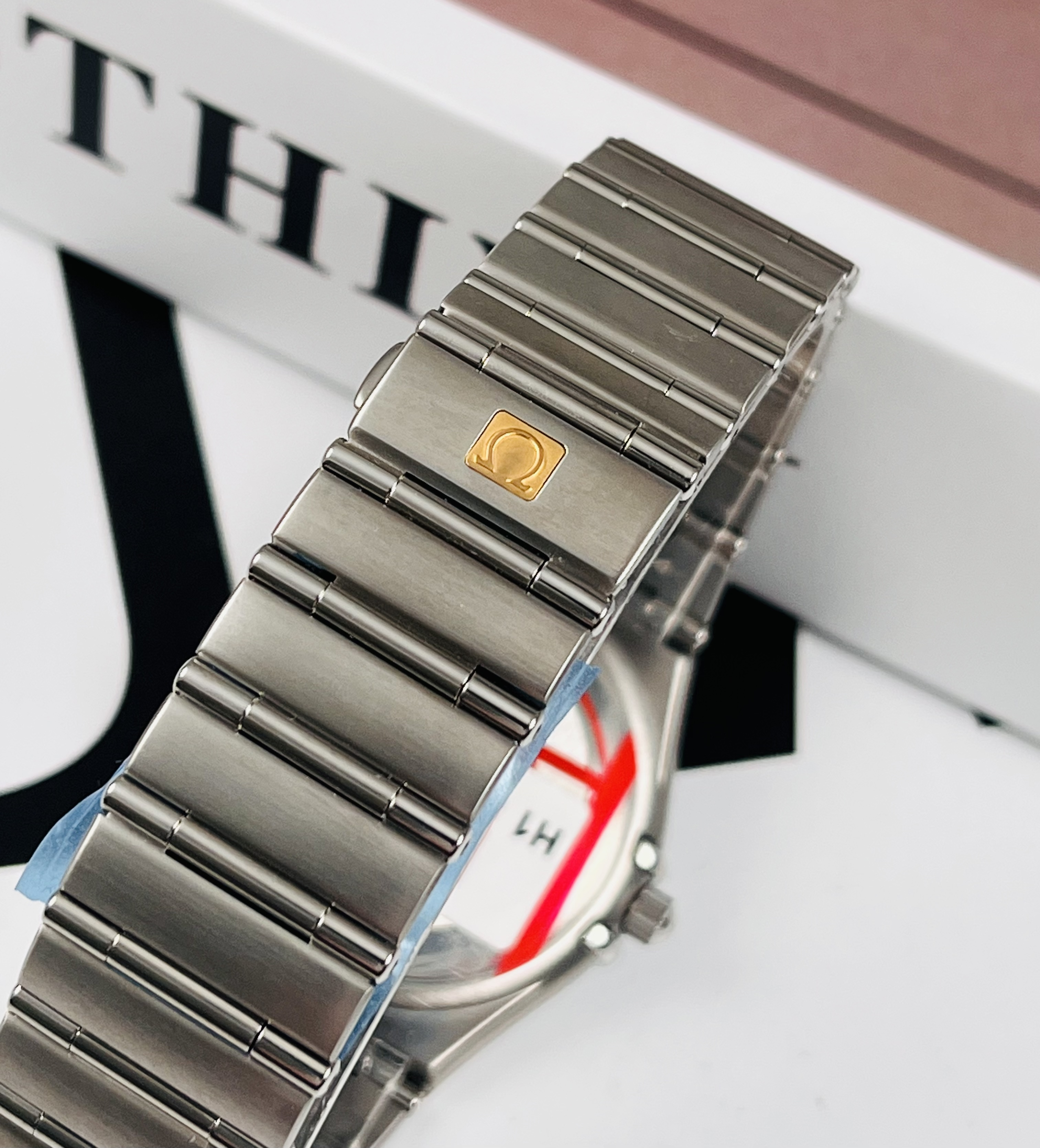 Omega 1502.30.00 detail 6