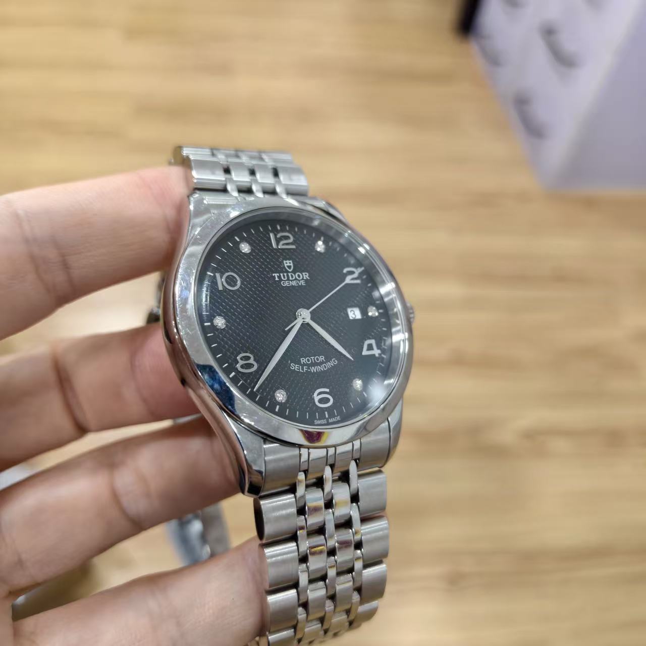 Tudor m91650-0004 detail 1