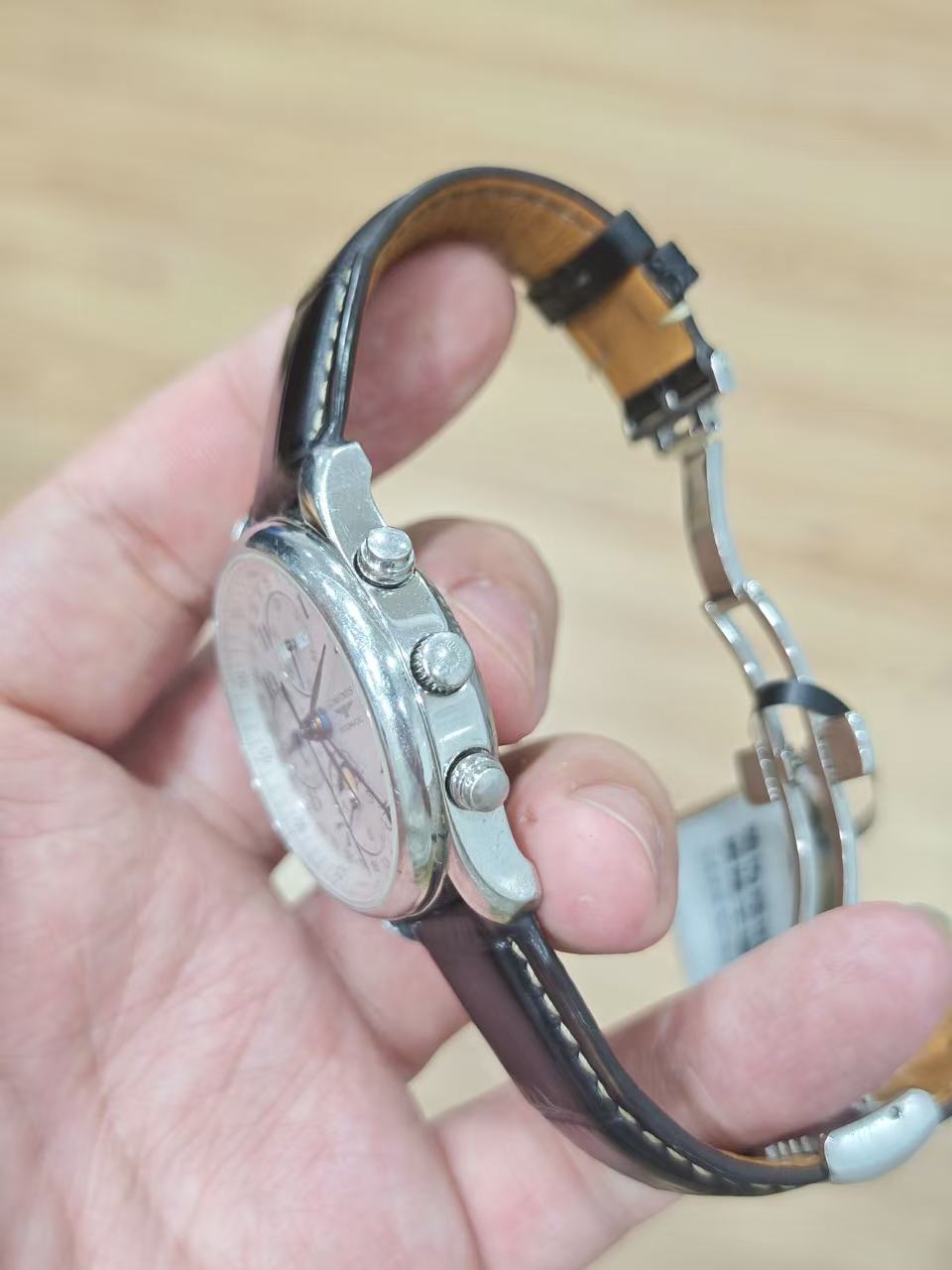 Longines L2.673.4.78.3 detail 1