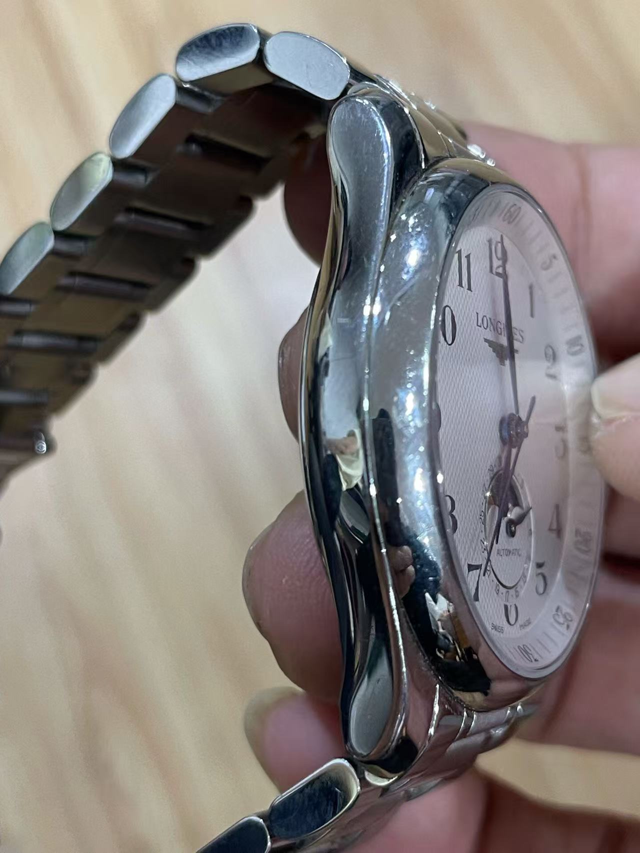 Longines L2.909.4.78.6 detail 1