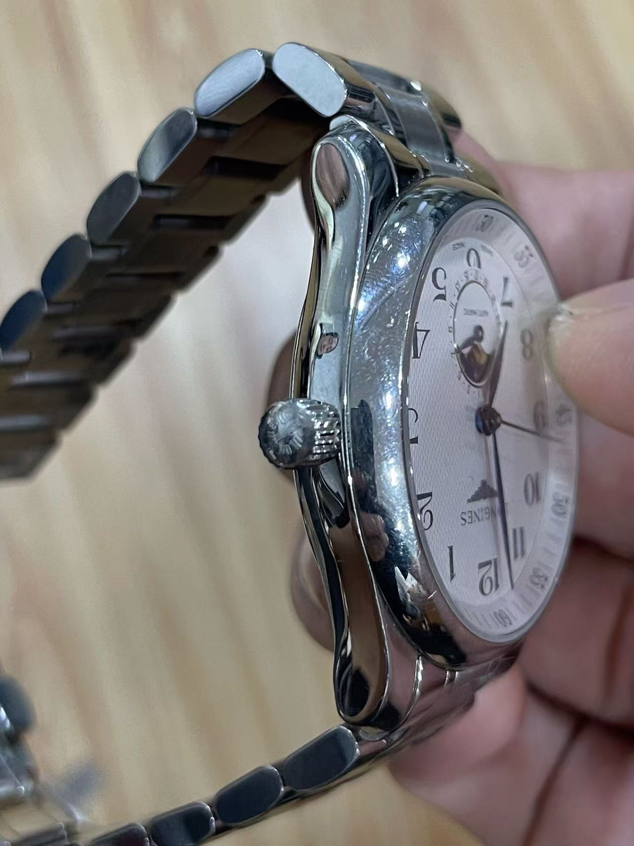 Longines L2.909.4.78.6 detail 2