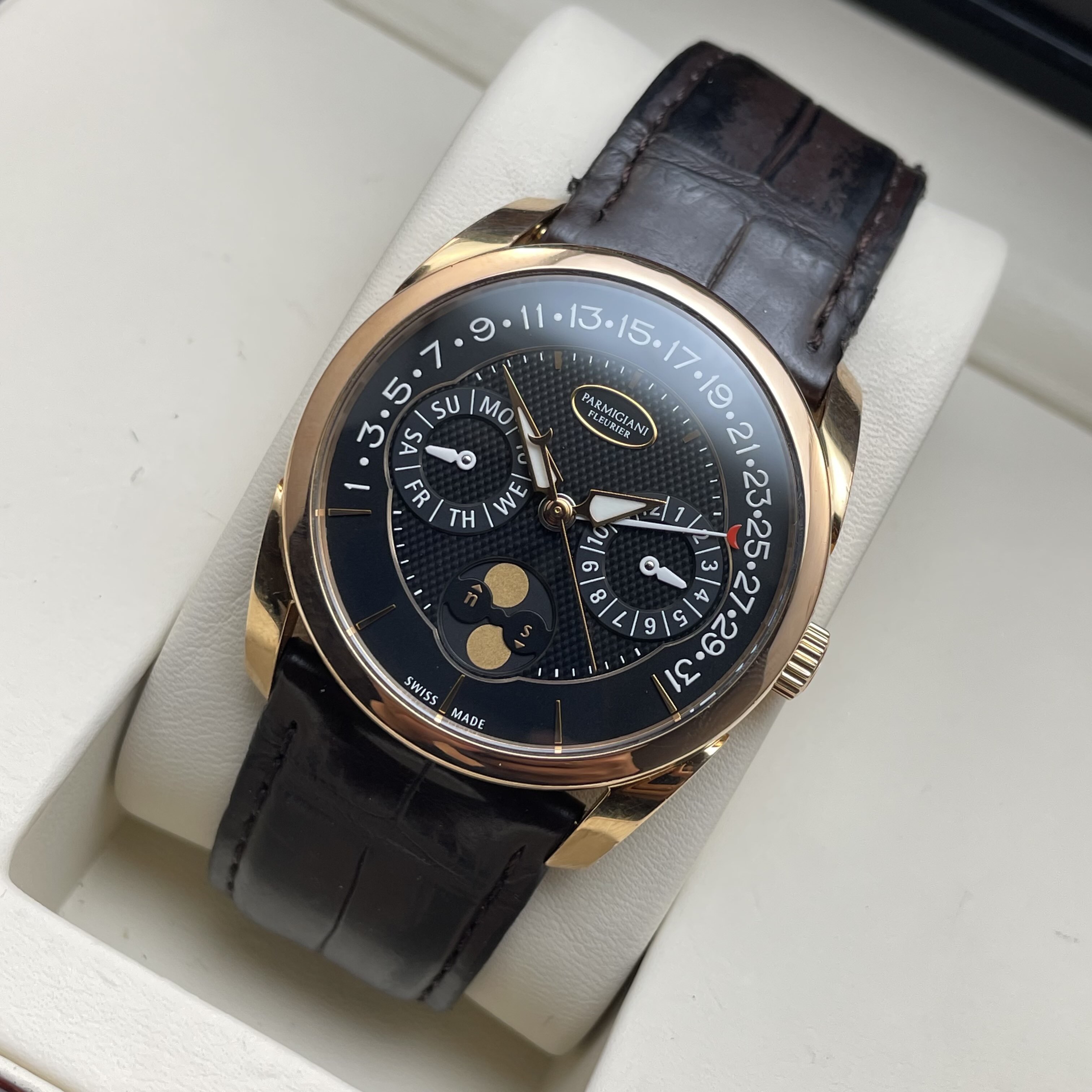 Parmigiani Fleurier PFC272-1000200-HA1441 detail 5
