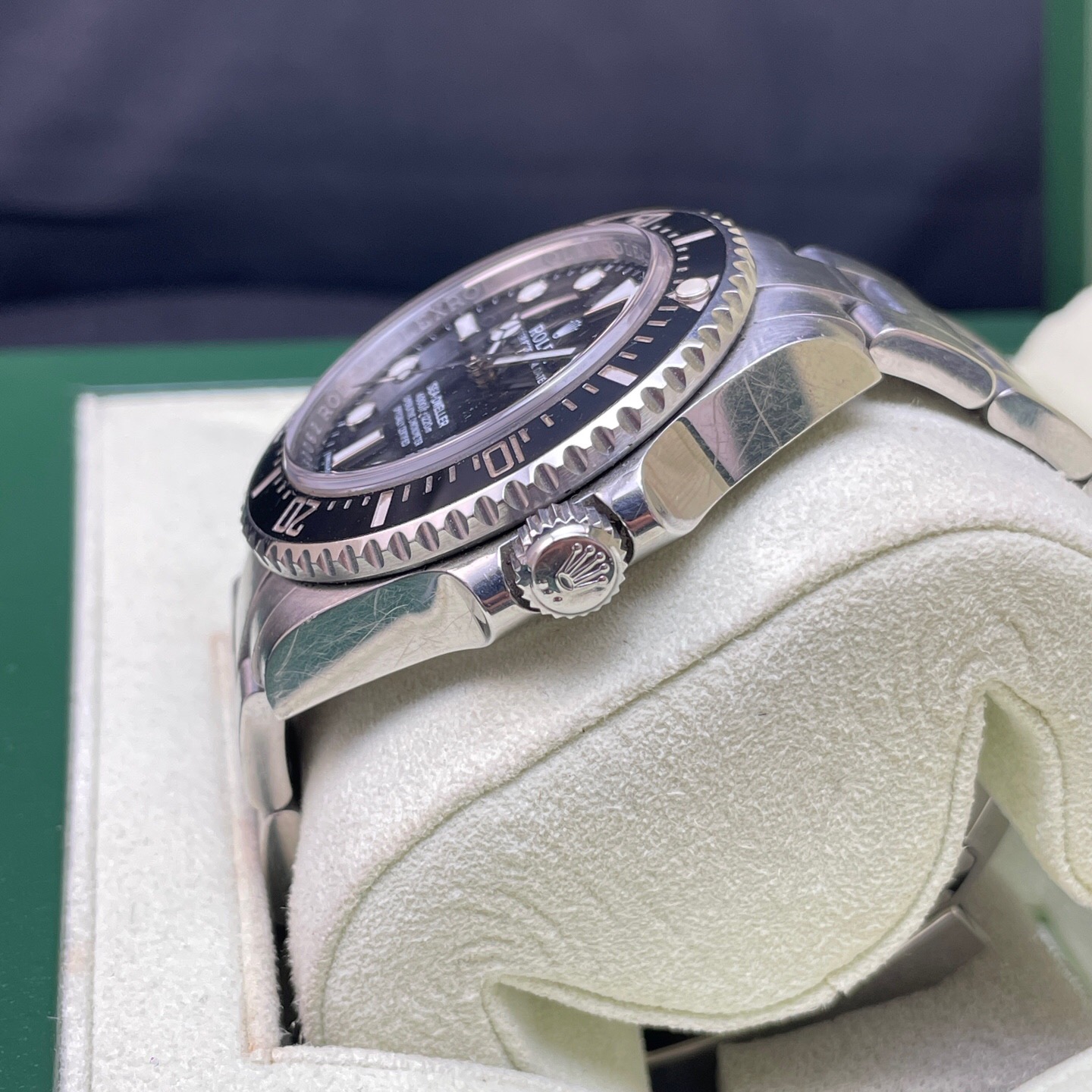 Rolex 116600 detail 1