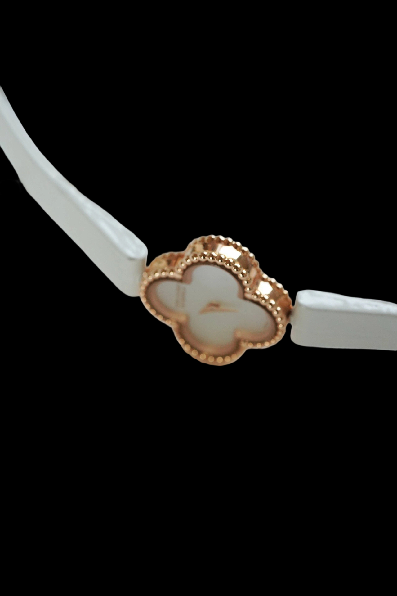 Van Cleef & Arpels VCARD22000 detail 4