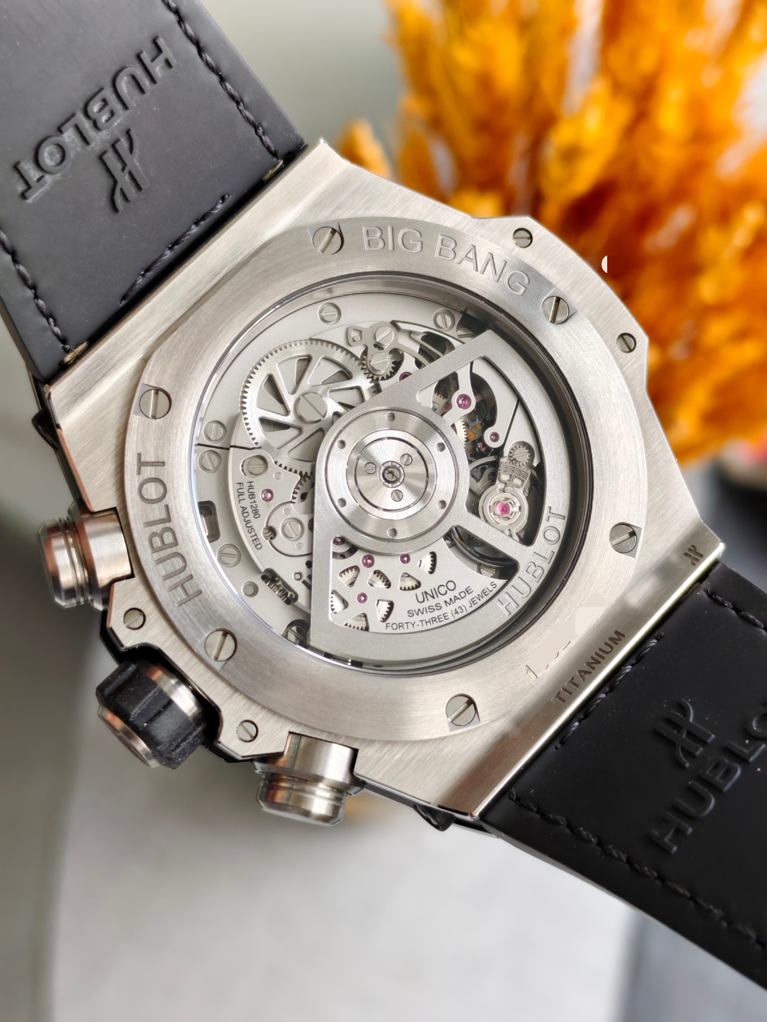 Hublot 421.NX.2010.LR.JPN detail 3