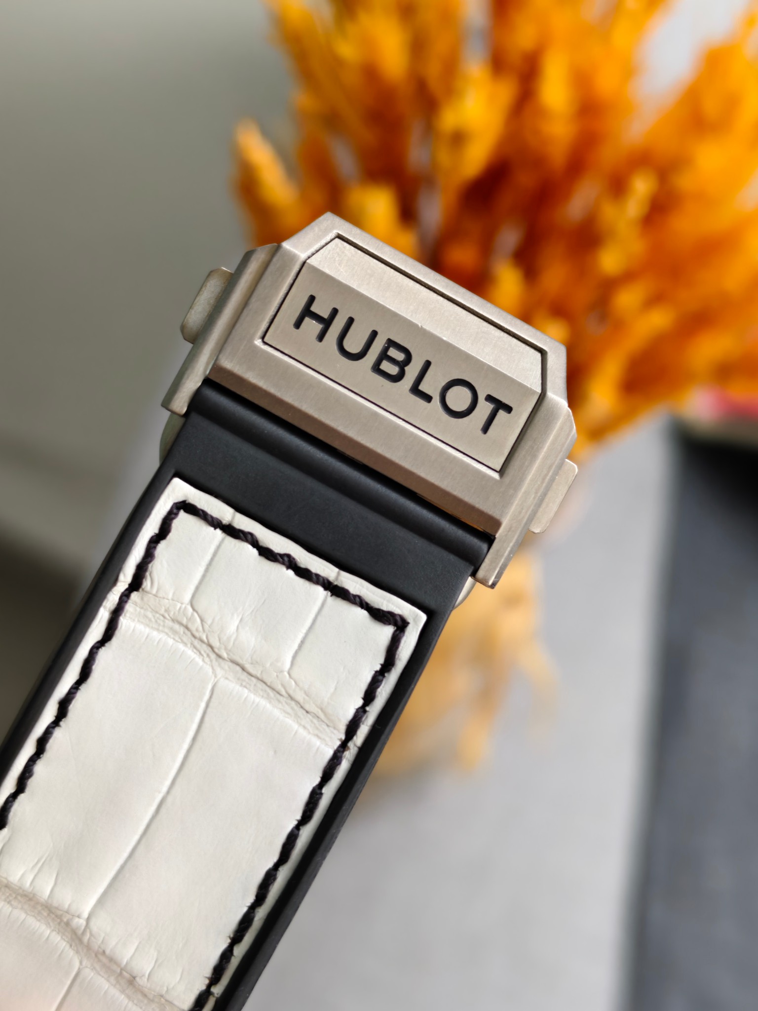 Hublot 421.NX.2010.LR.JPN detail 5