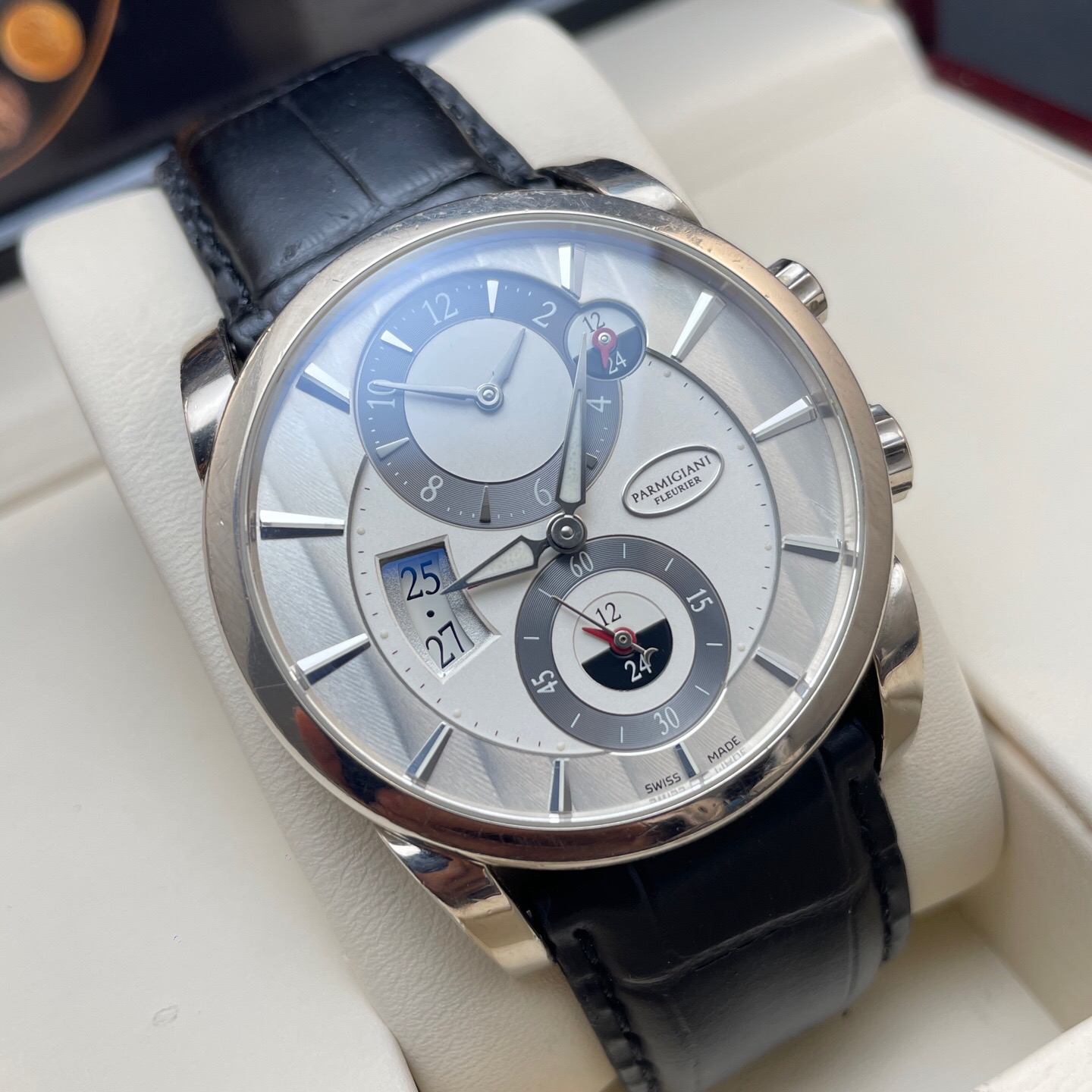 Parmigiani Fleurier PFC231-1200100-HA1441 detail 2