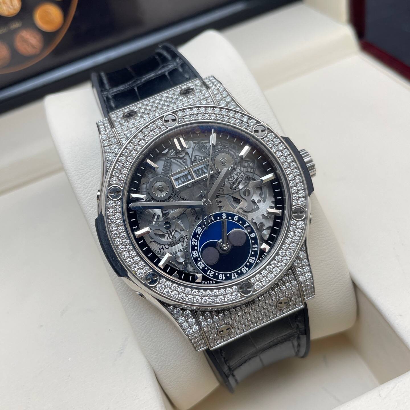 Hublot 547.NX.0170.LR.1704 detail 2