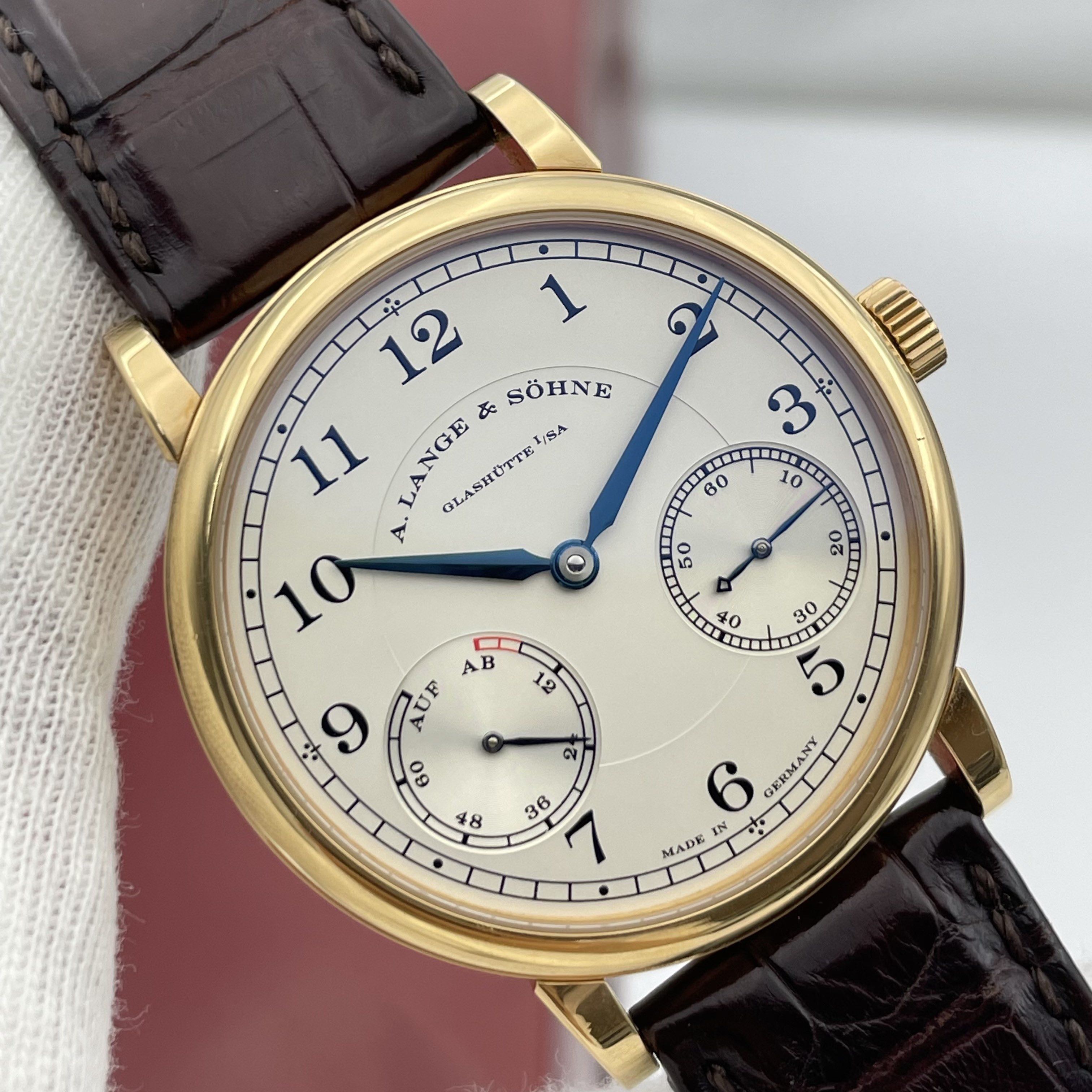 A. Lange & S&ouml;hne 234.032 detail 2