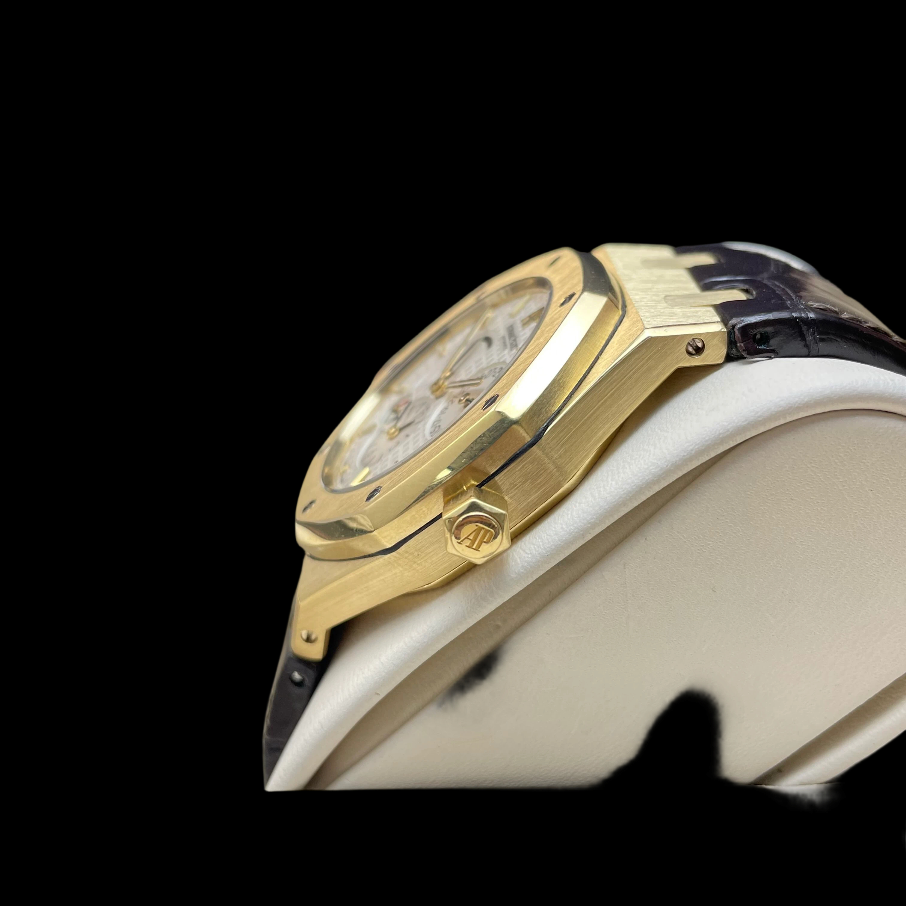 Audemars Piguet 26120BA.OO.D088CR.01 detail 3