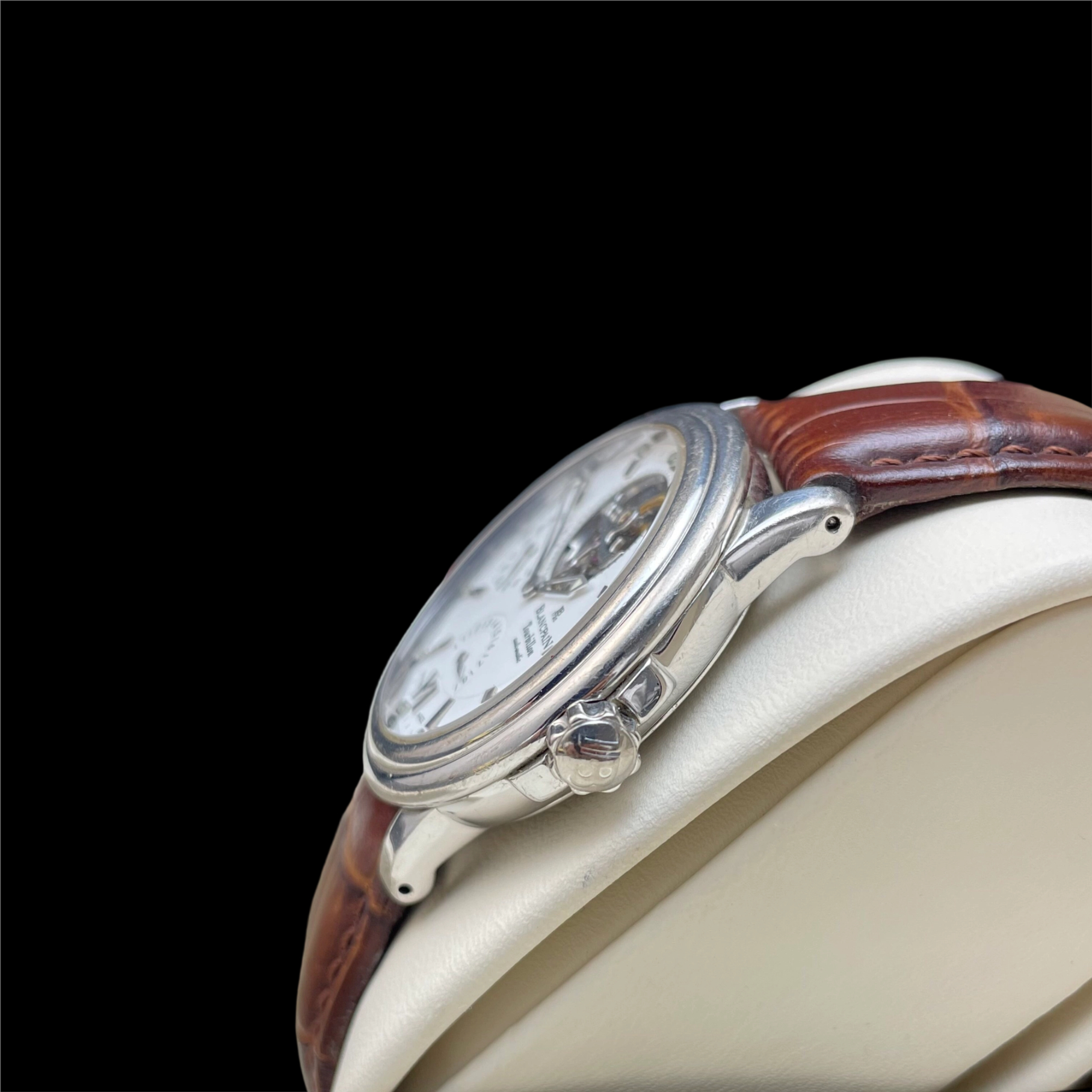 Blancpain 2125-1527-53B detail 2