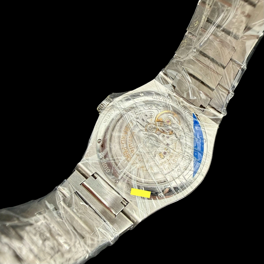 Girard Perregaux 81010-11-3153-1CM detail 5