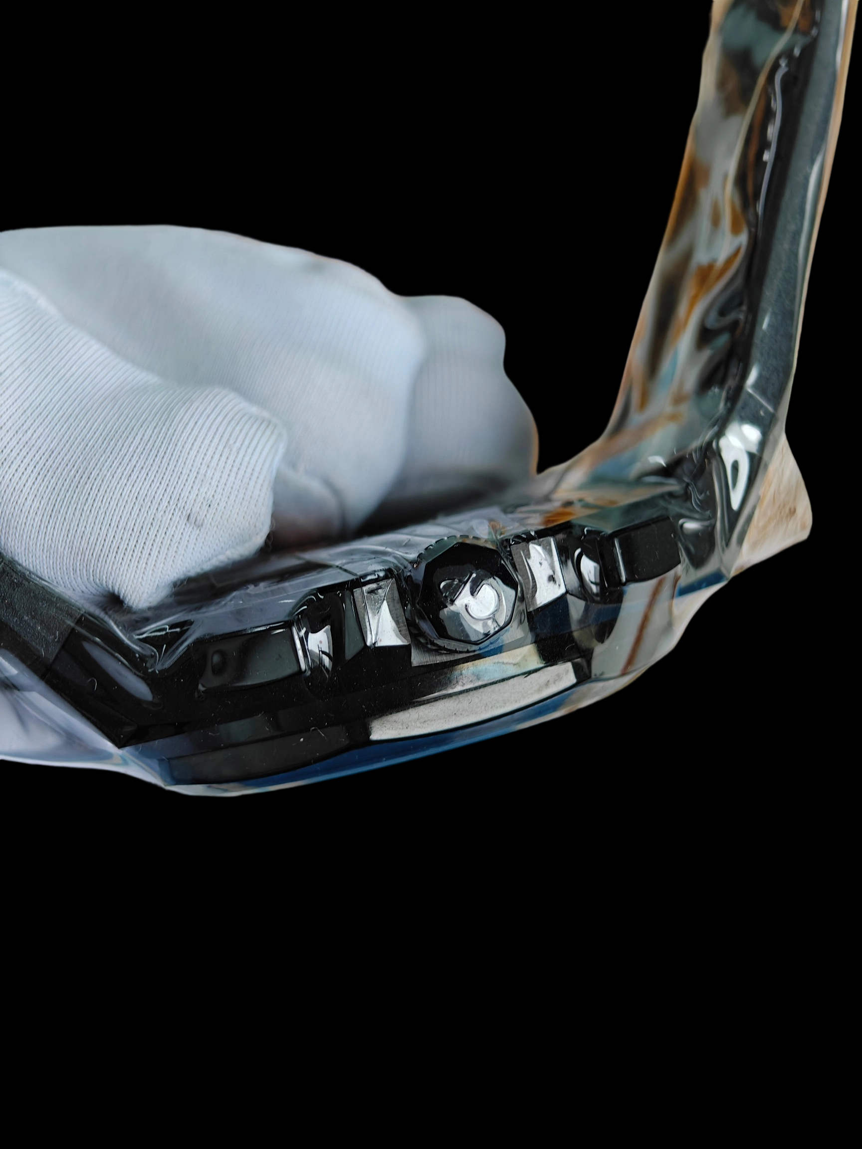 Girard Perregaux 81060-21-492-FH3A detail 1