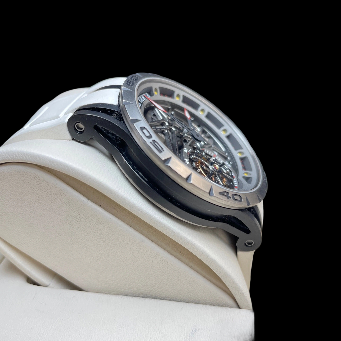 Roger Dubuis RDDBEX0549 detail 4