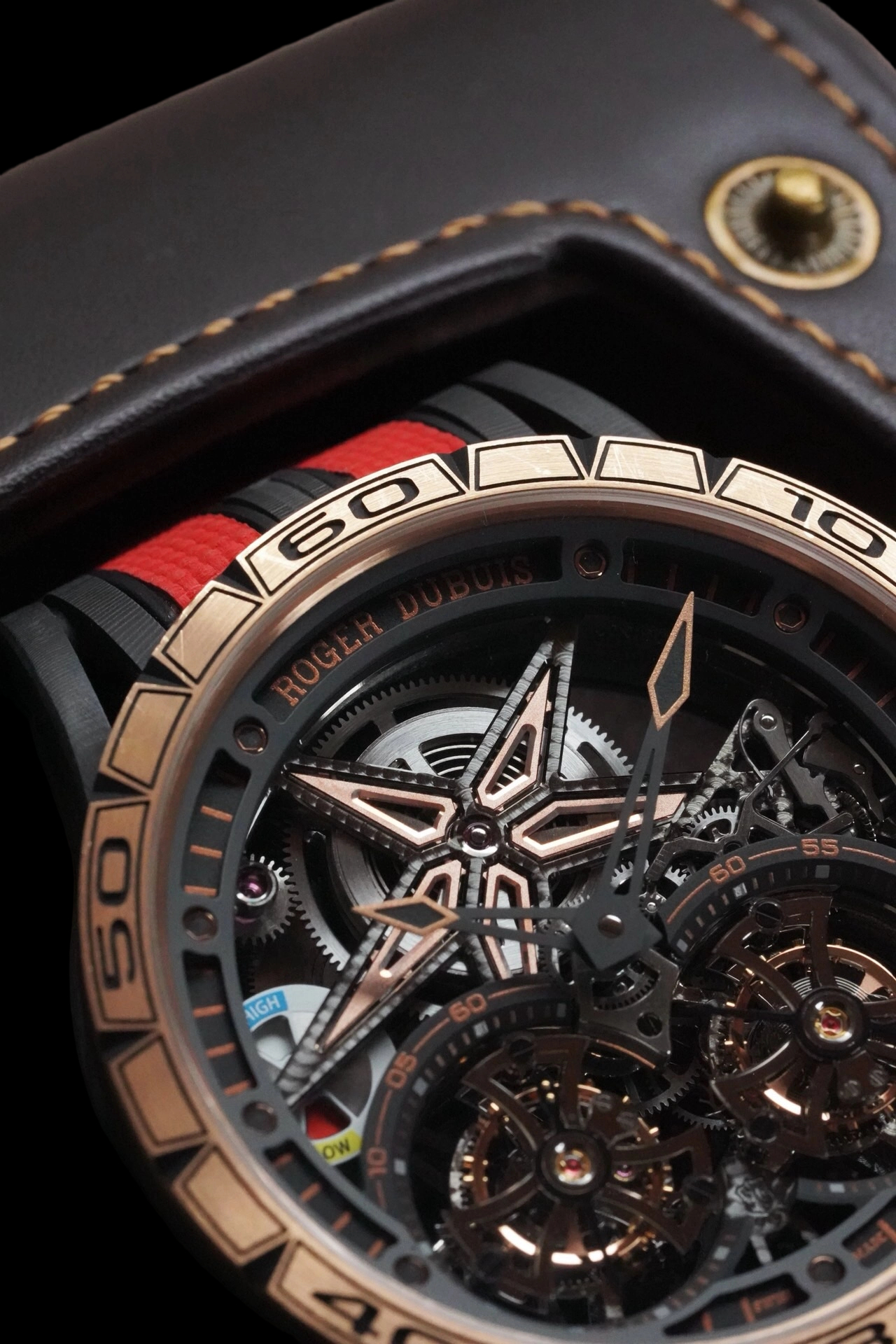 Roger Dubuis RDDBEX0674 detail 2
