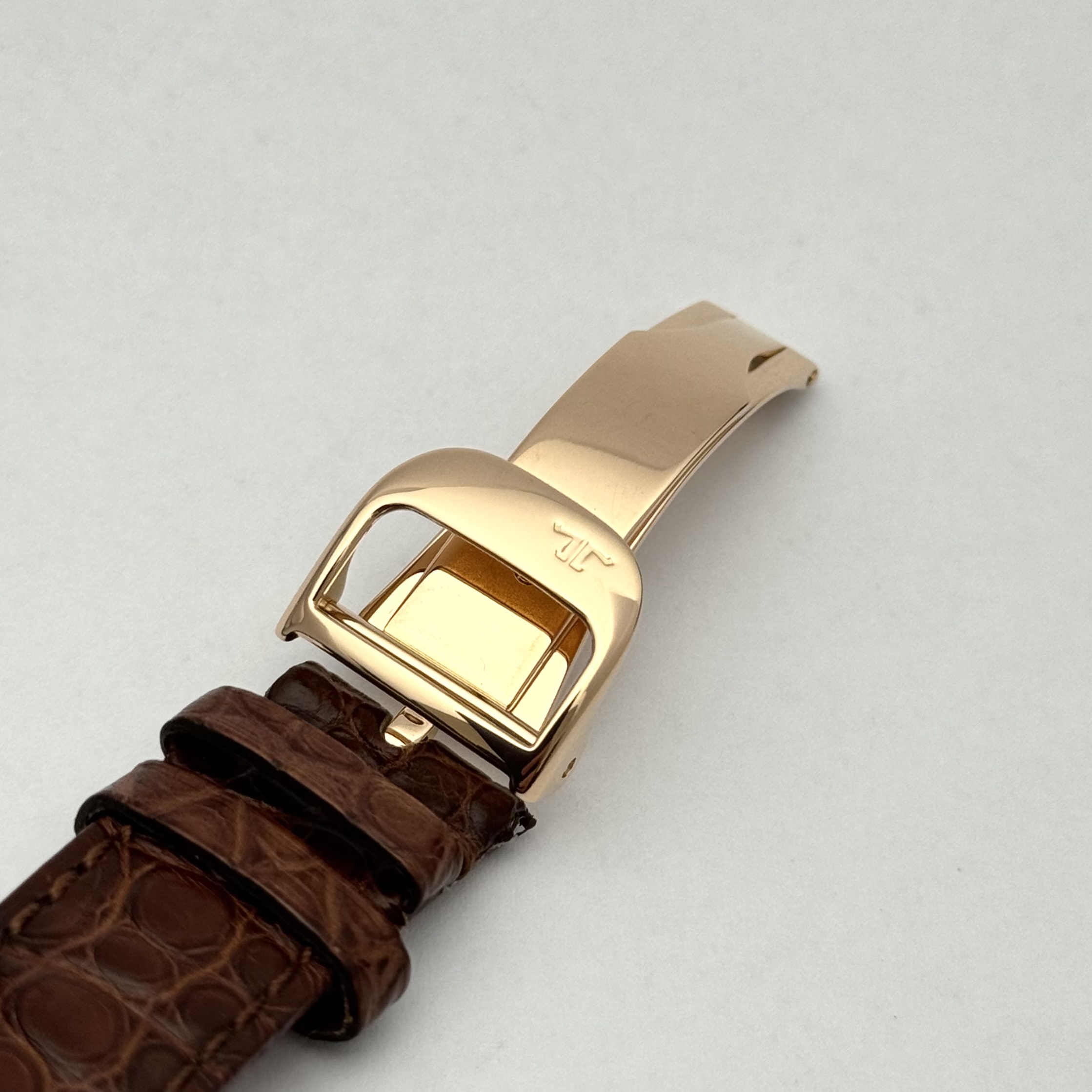 Jaeger-LeCoultre Vintage detail 3