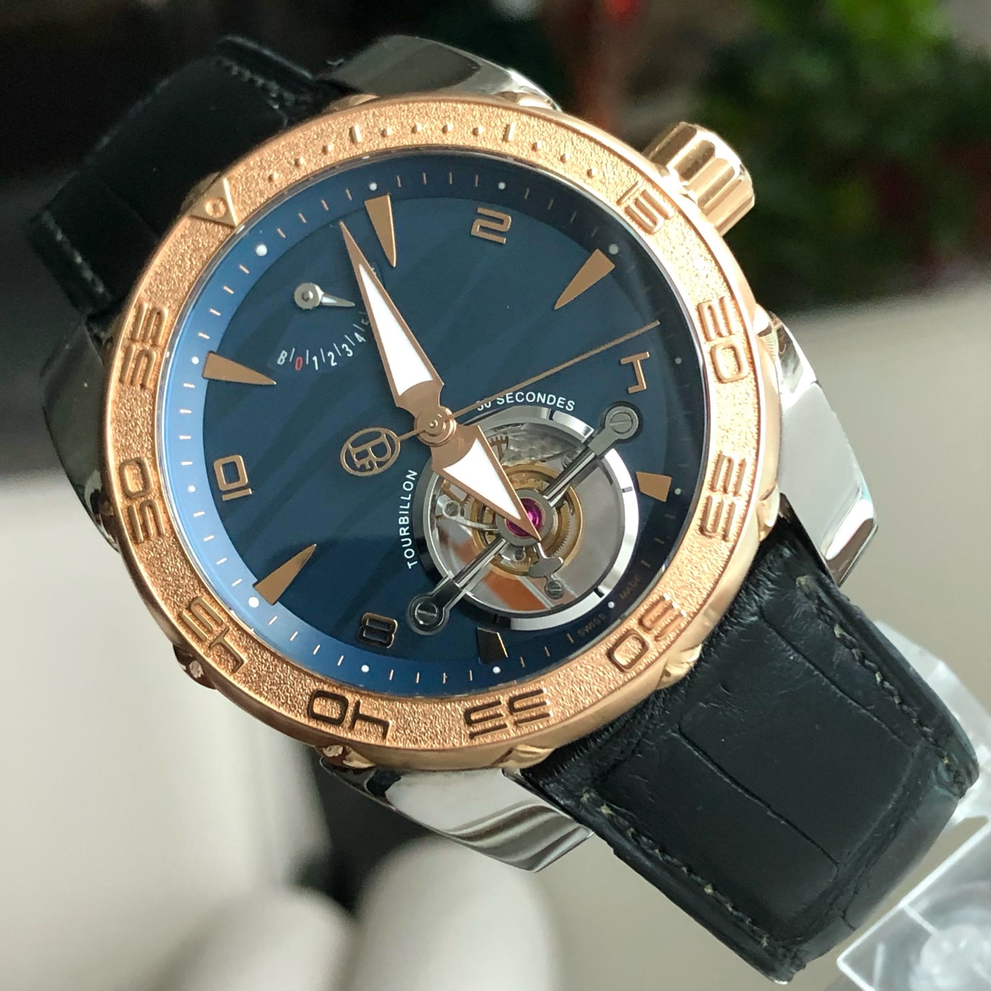 Parmigiani Fleurier PFH551-3100600 detail 2