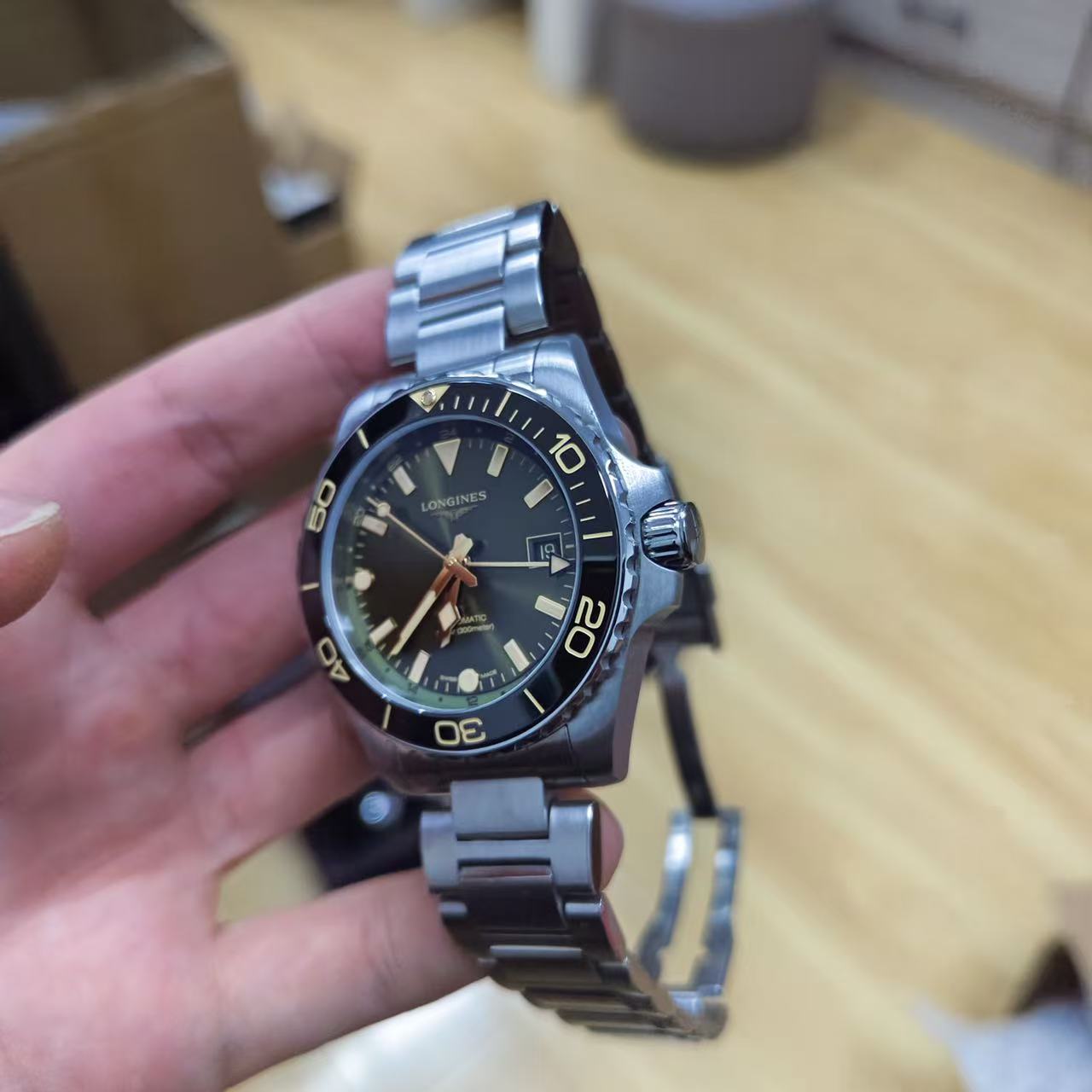 Longines L3.790.4.06.6 detail 2