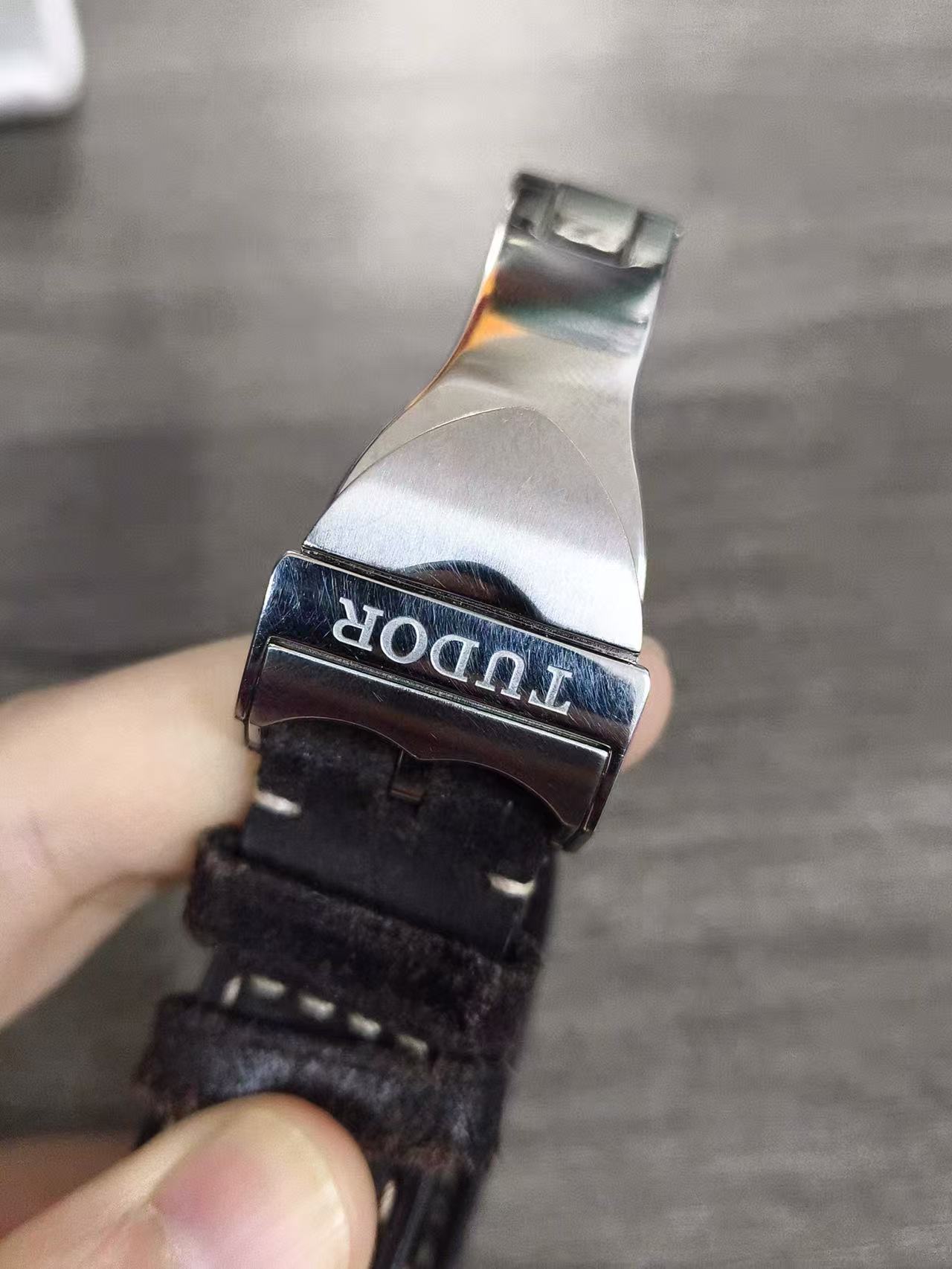 Tudor m79363n-0002 detail 3
