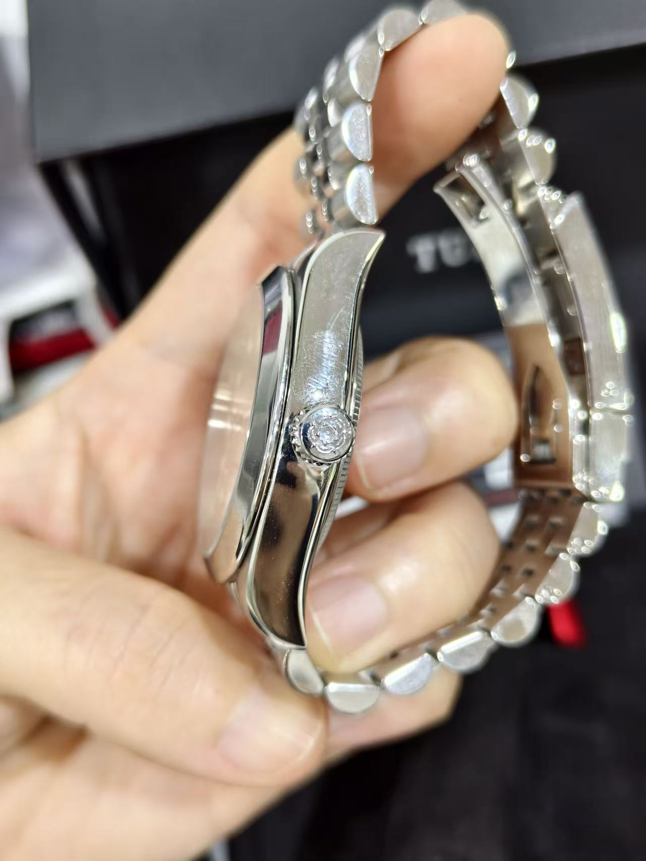 Tudor m79660-0003 detail 1