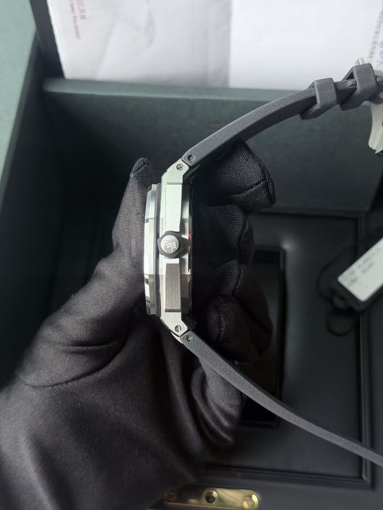 Audemars Piguet 15710st.oo.A002CA.01 detail 4