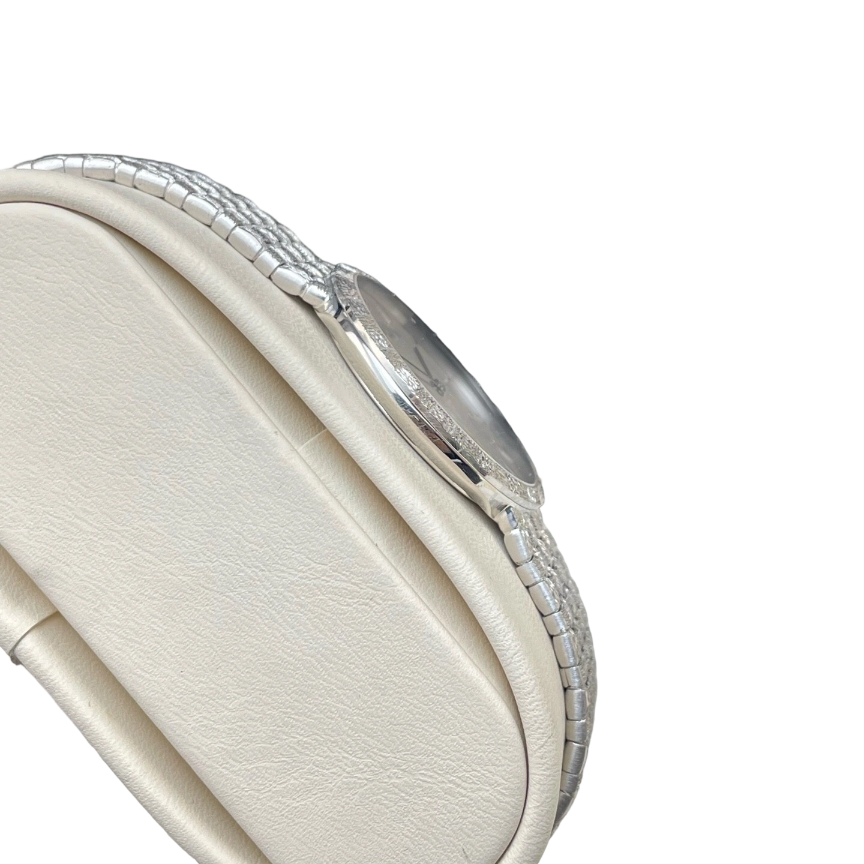 Vacheron Constantin 33093 / 206G detail 1