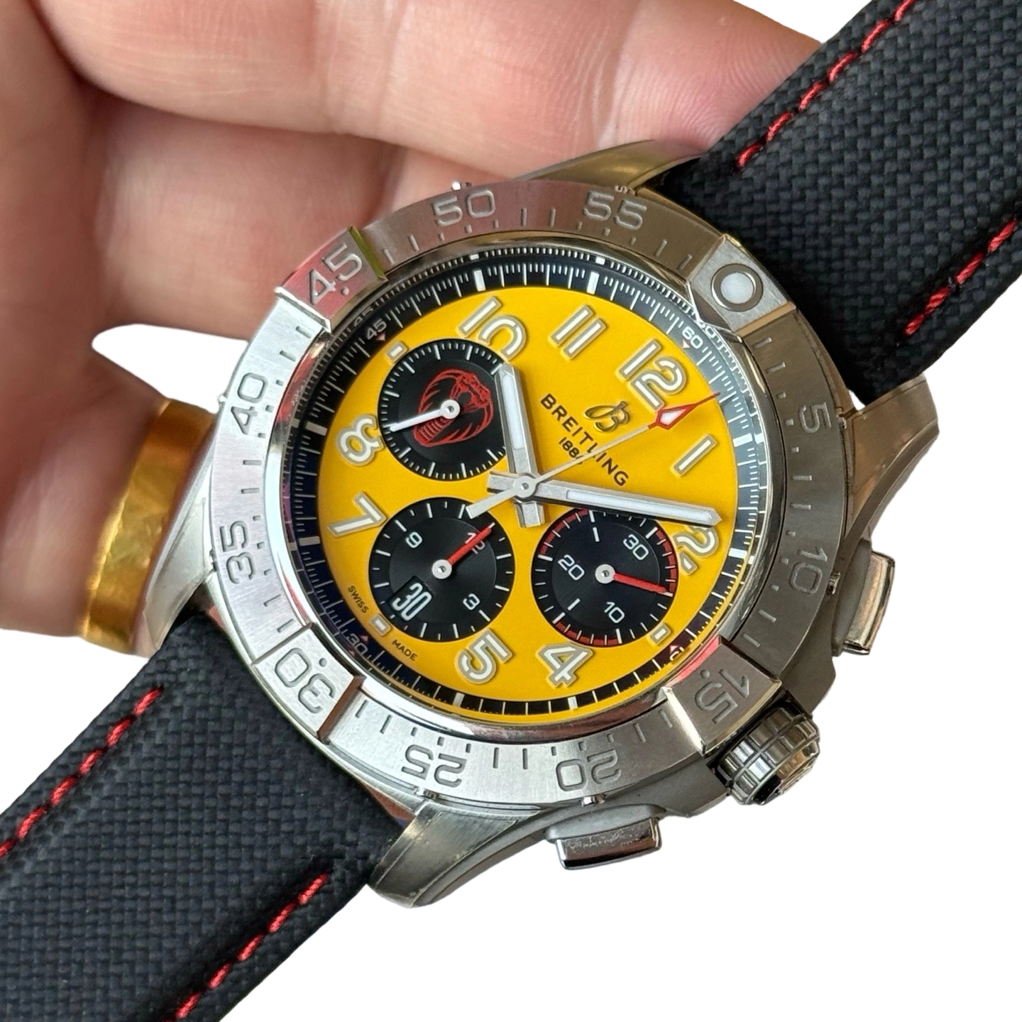 Breitling AB01474A1I1X1 detail 1