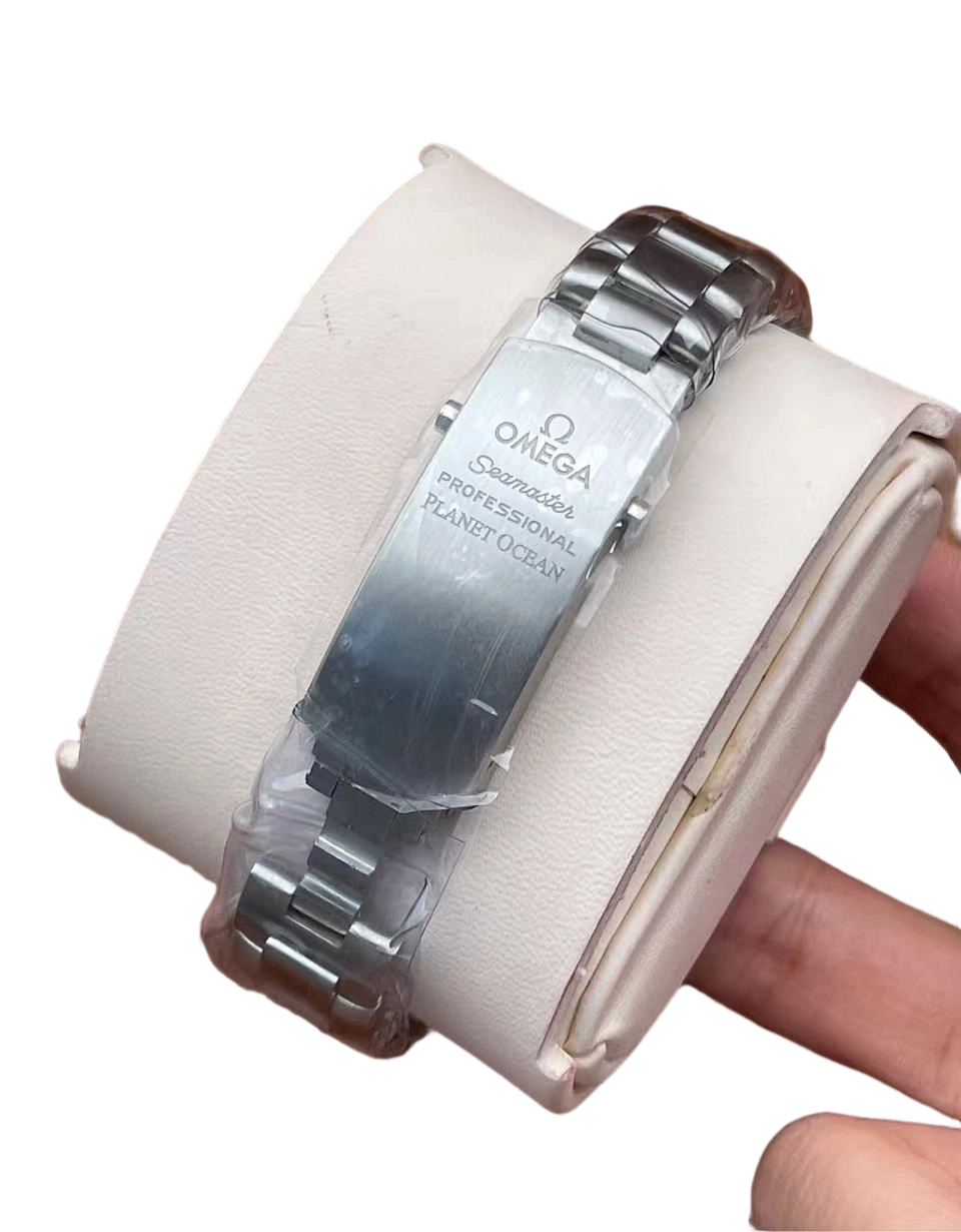 Omega 222.30.38.50.01.001 detail 4