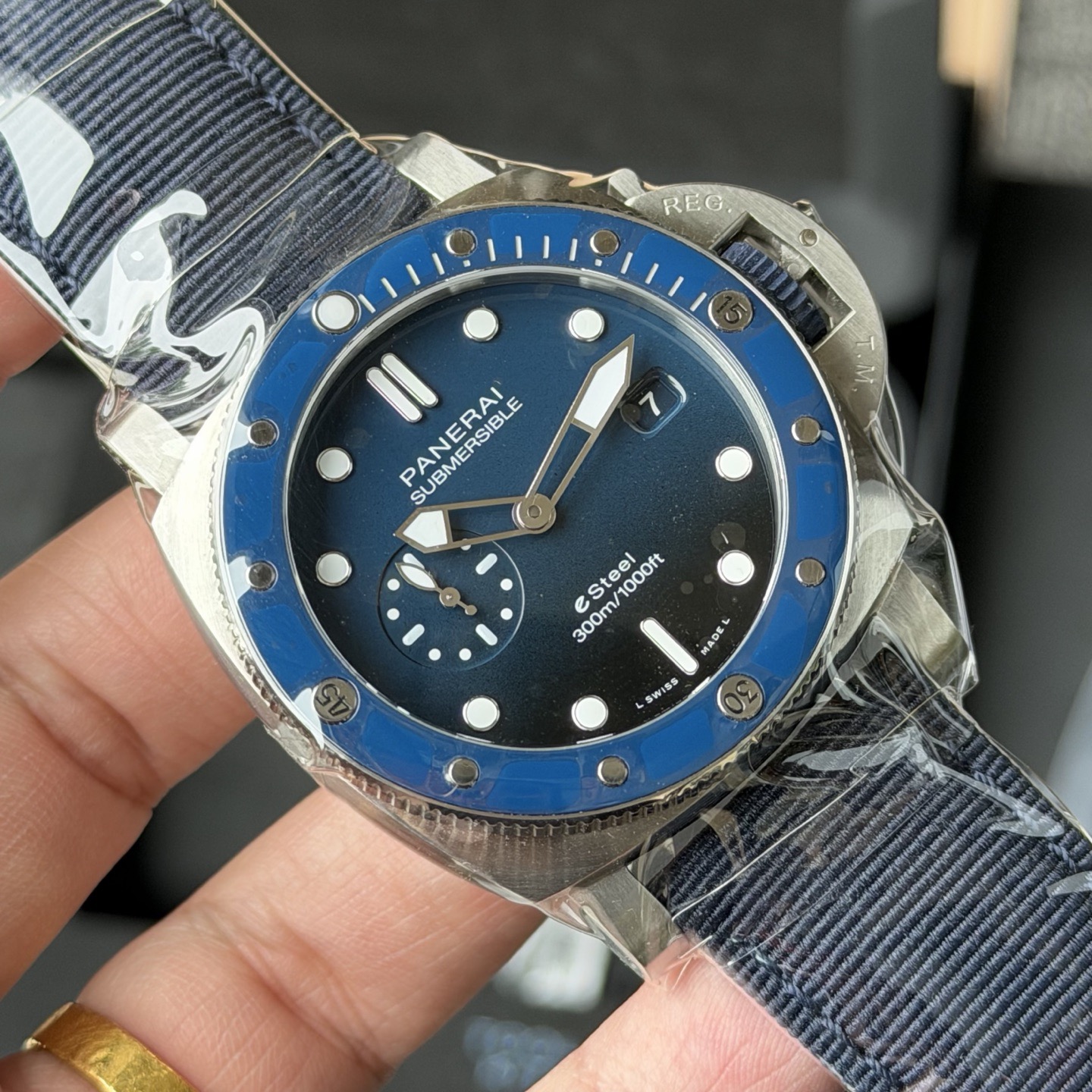 Panerai PAM01289 detail 2