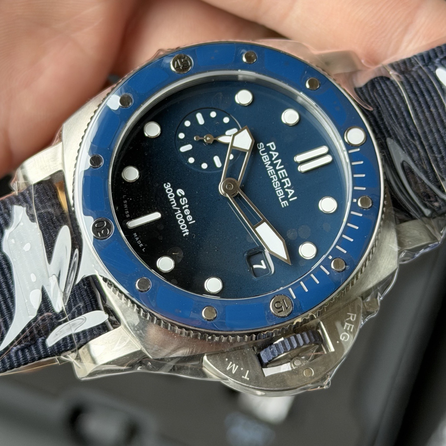 Panerai PAM01289 detail 1