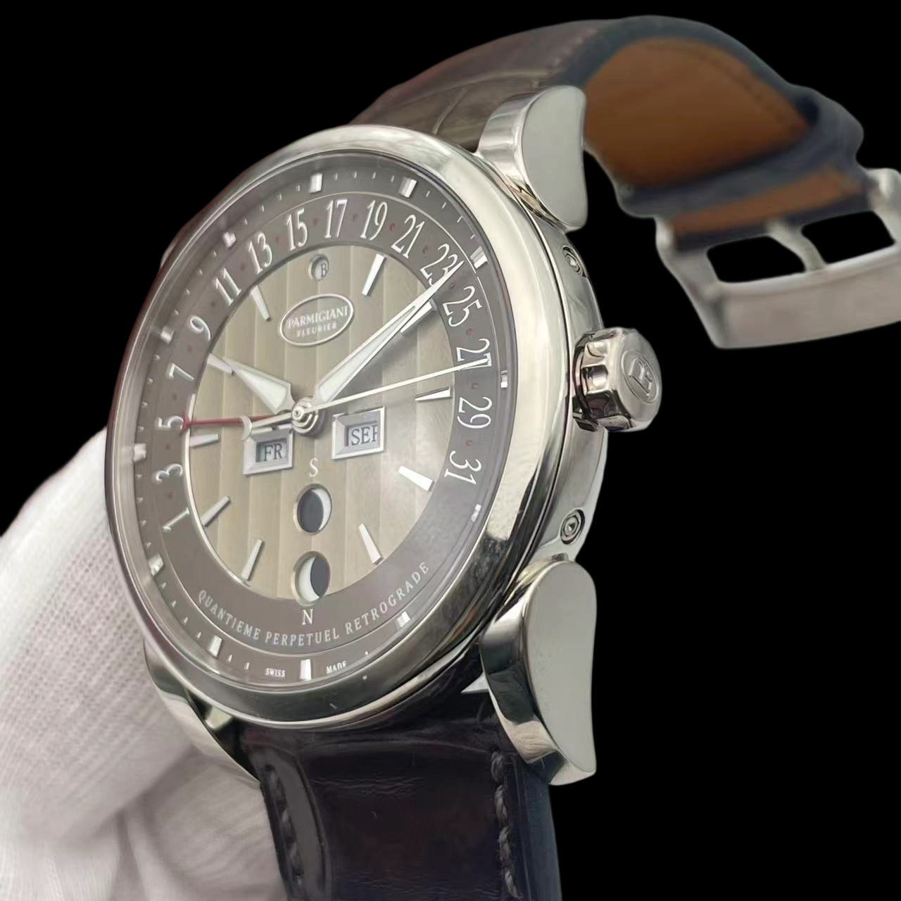 Parmigiani Fleurier PFH227 detail 3