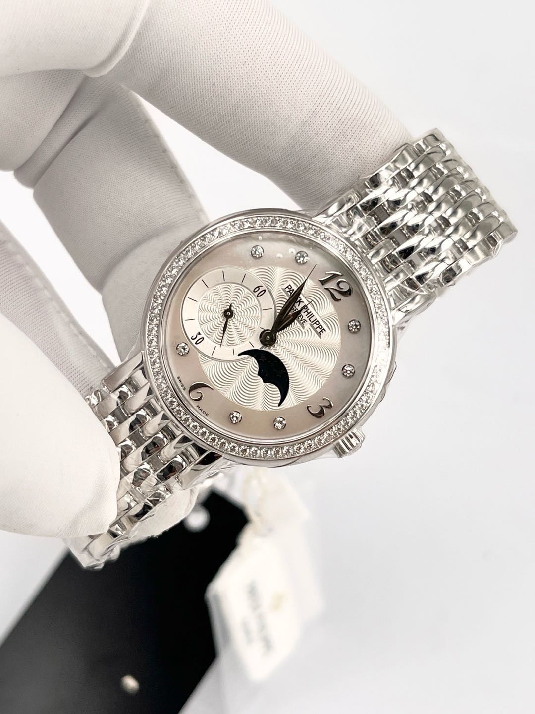 Patek Philippe 4958 / 1G-001 detail 1