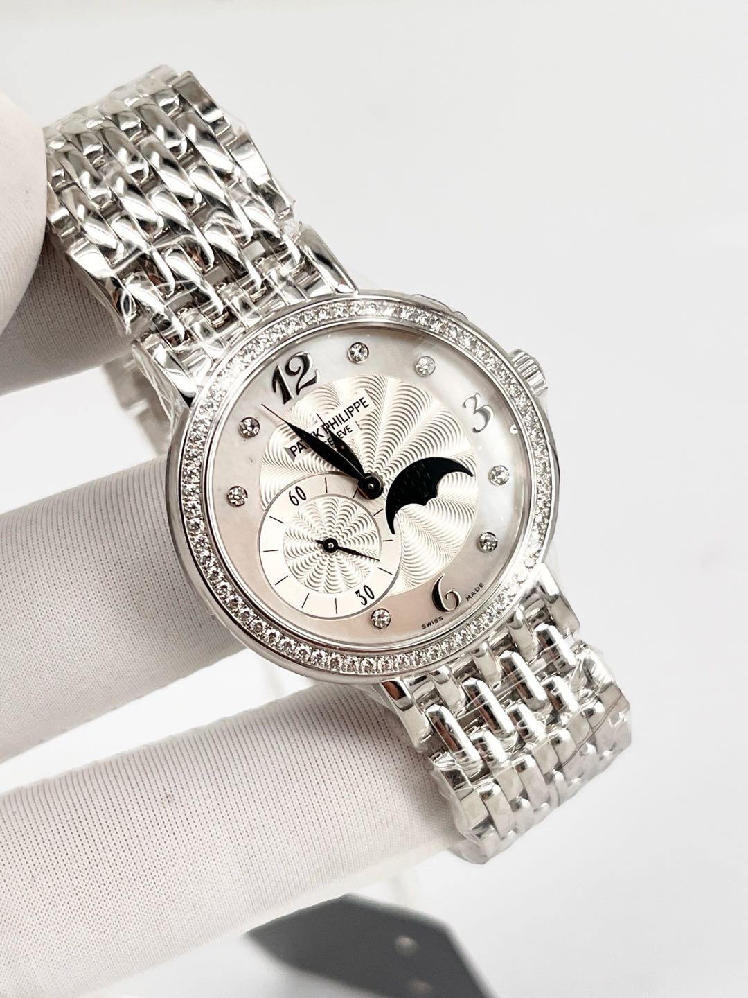 Patek Philippe 4958 / 1G-001 detail 2