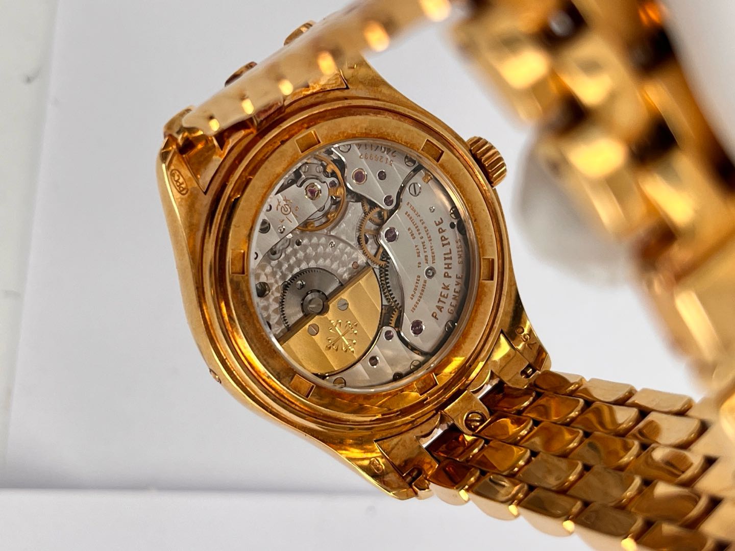 Patek Philippe 5136J detail 5