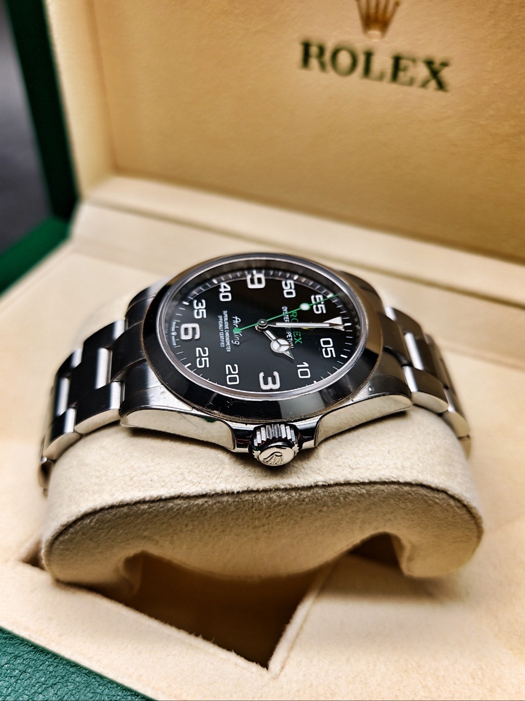 Rolex 126900-0001 detail 2