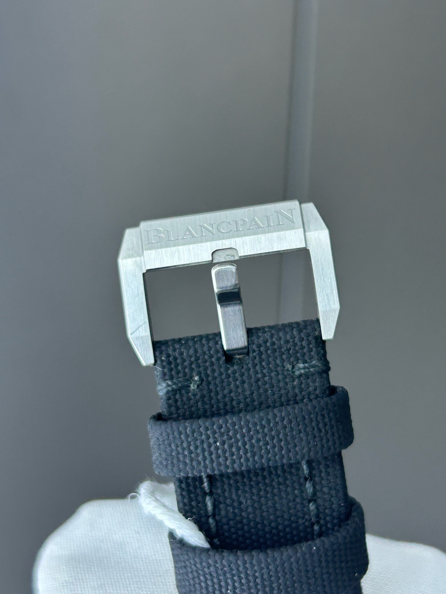 Blancpain 5054-1110-B52A detail 5