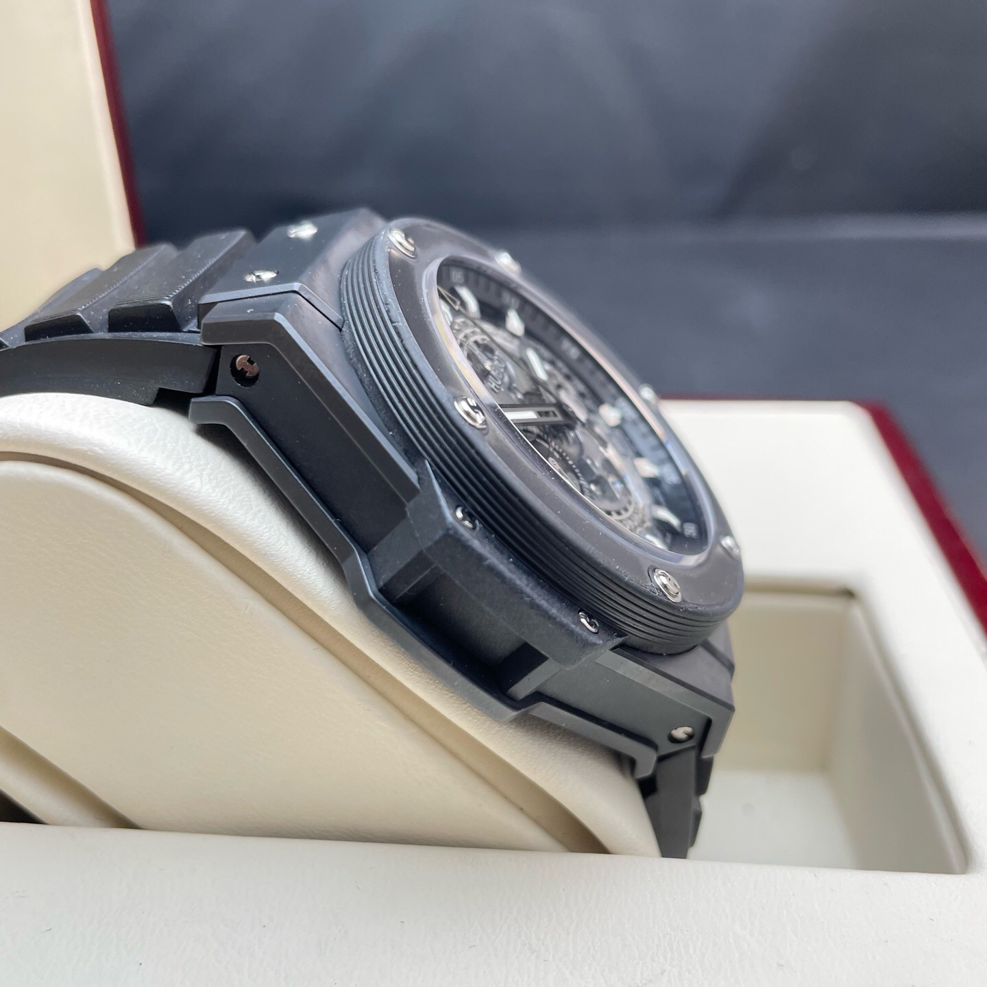 Hublot 701.CI.0170.RX detail 4