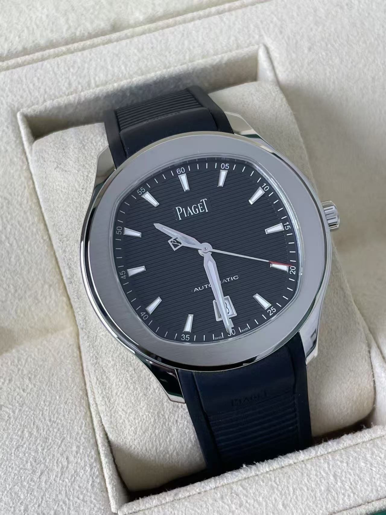 Piaget g0a47014