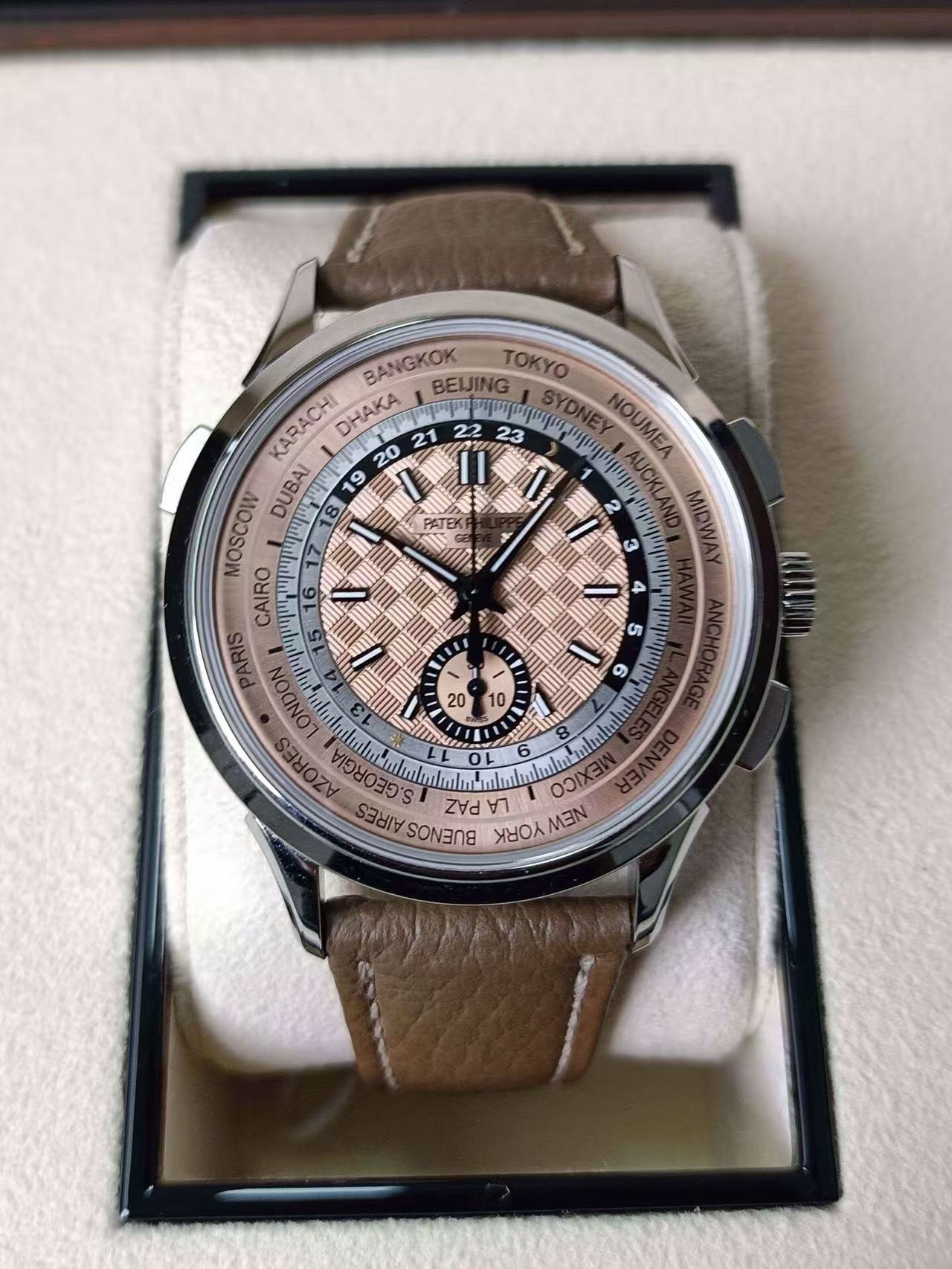 Patek Philippe 5935a detail 1