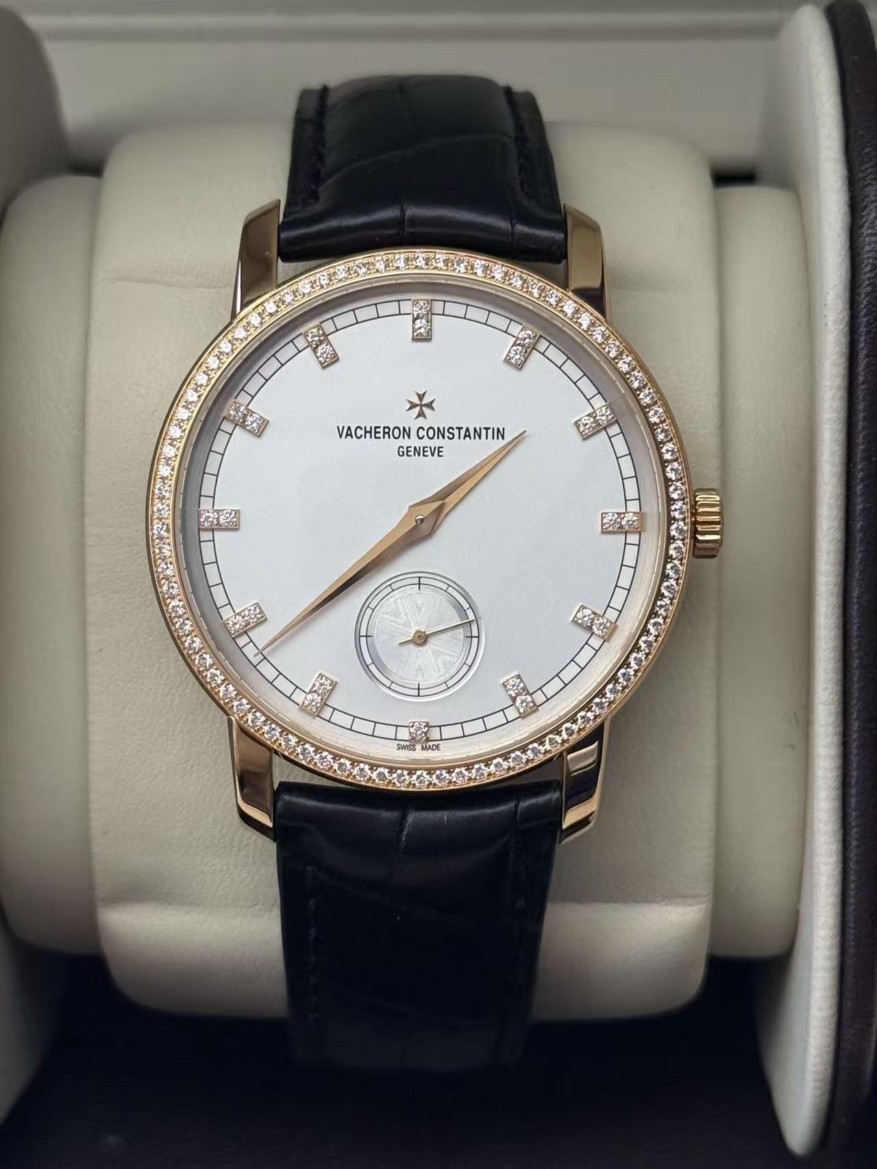 Vacheron Constantin 82572 / 000R-9604 detail 1