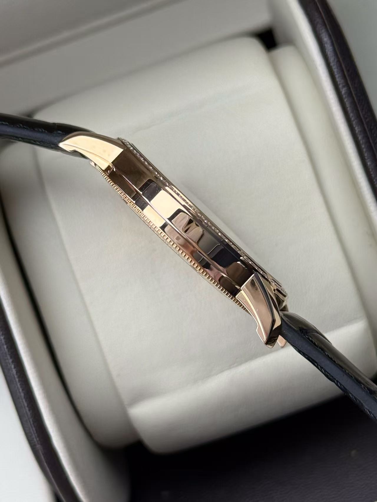 Vacheron Constantin 82572 / 000R-9604 detail 3